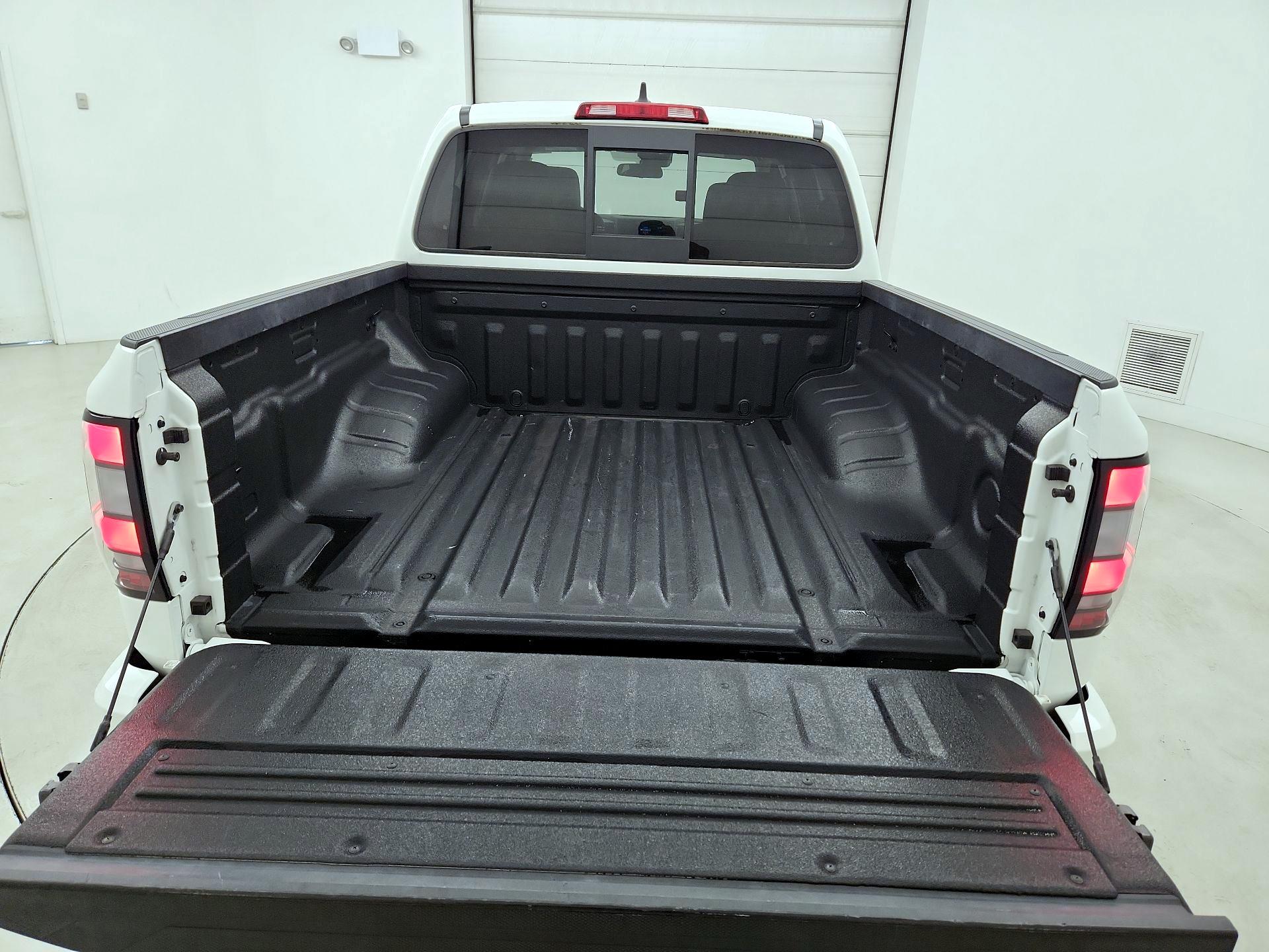 Thumbnail: 2022 Nissan Frontier - 20