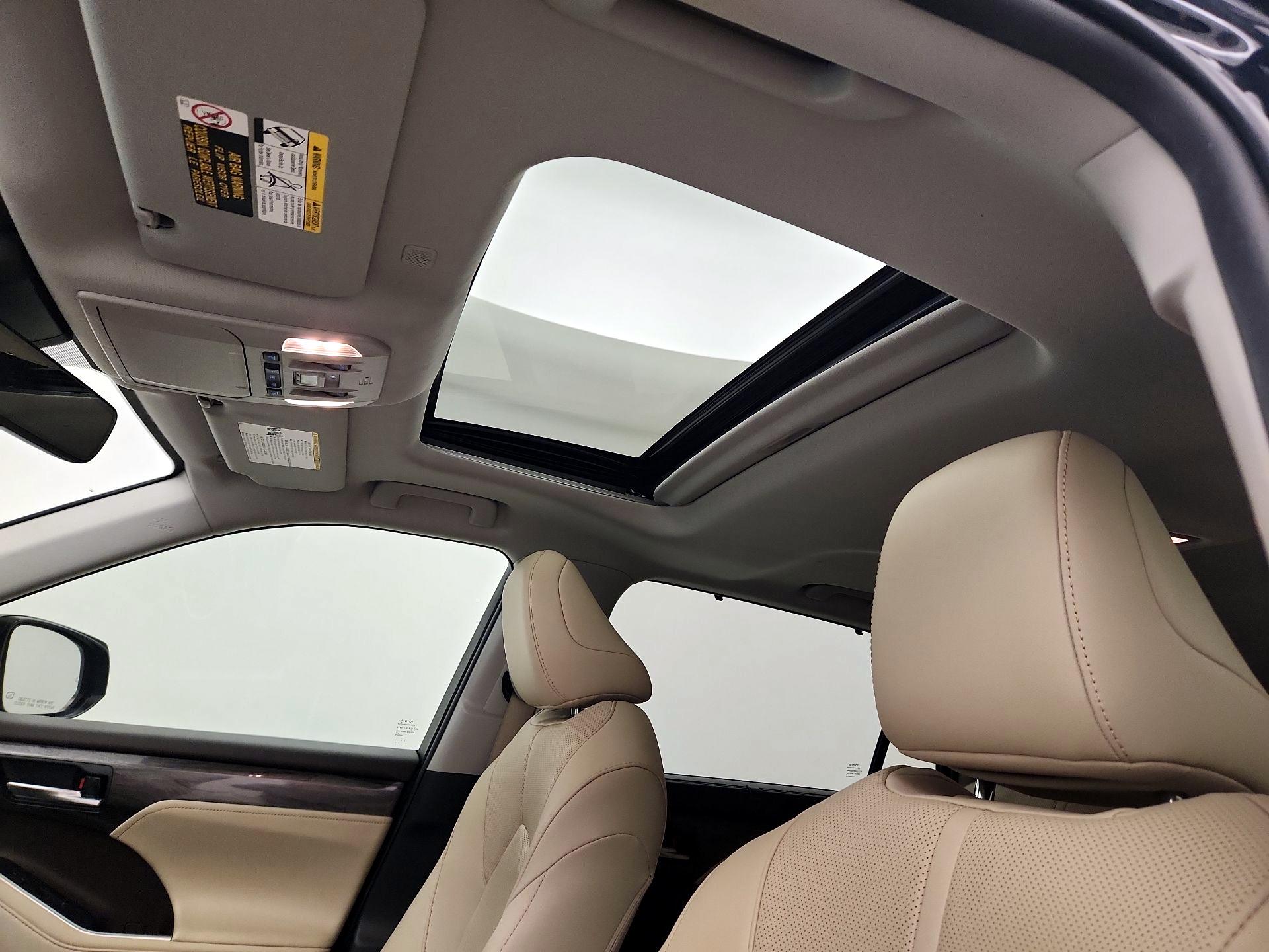 Thumbnail: 2020 Toyota Highlander - 20