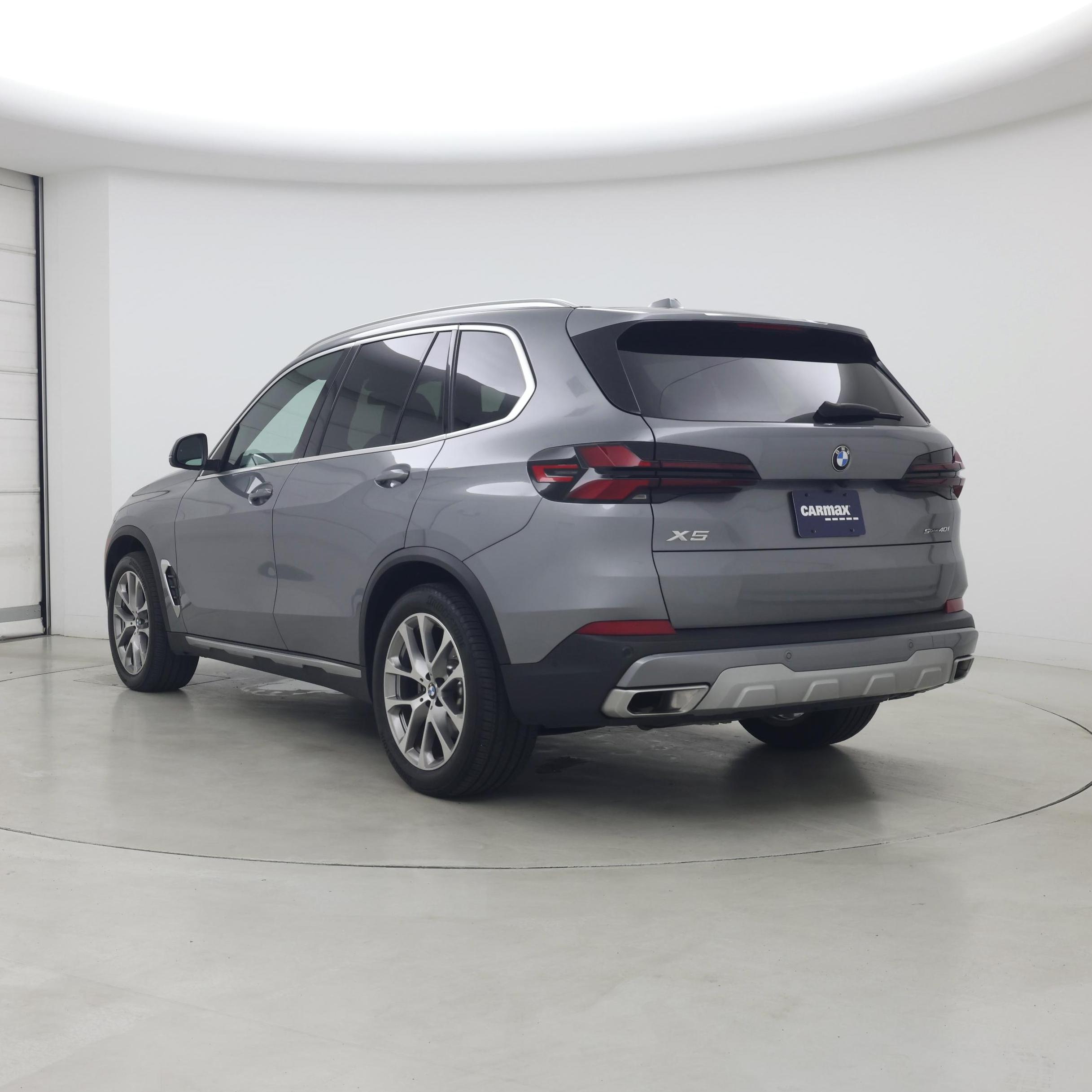 Thumbnail: 2024 BMW X5 - 2