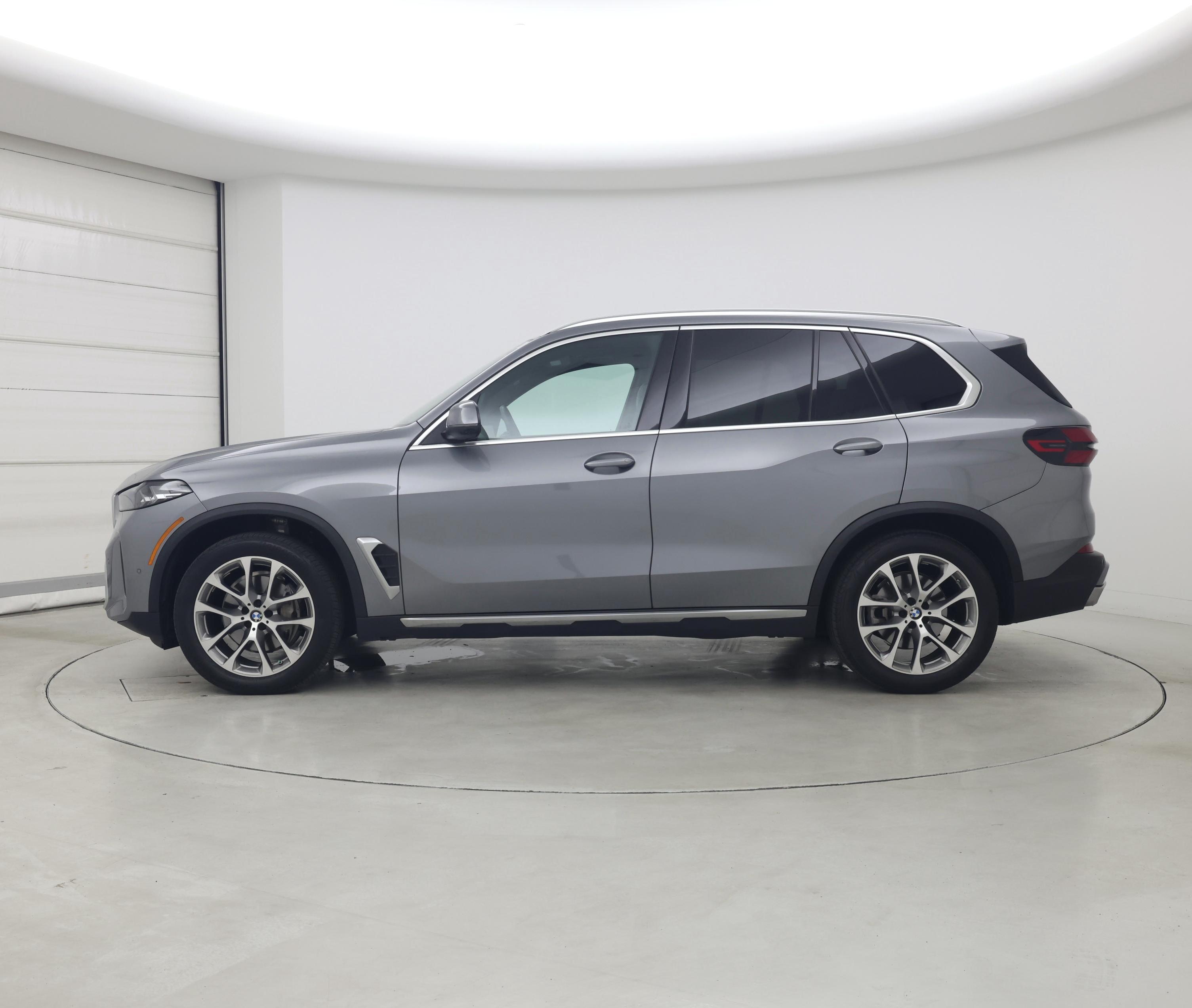 Thumbnail: 2024 BMW X5 - 3