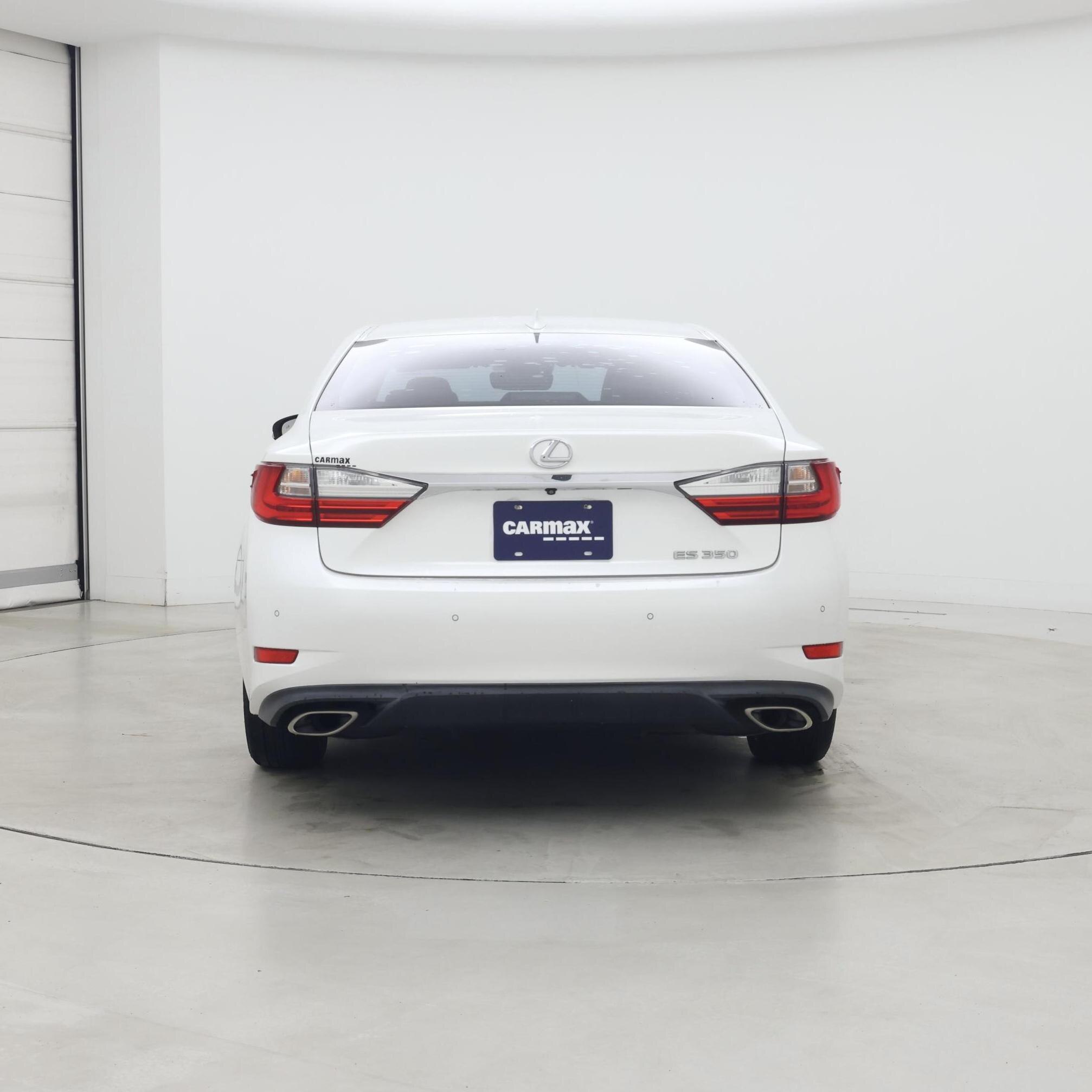 Thumbnail: 2017 Lexus ES - 6