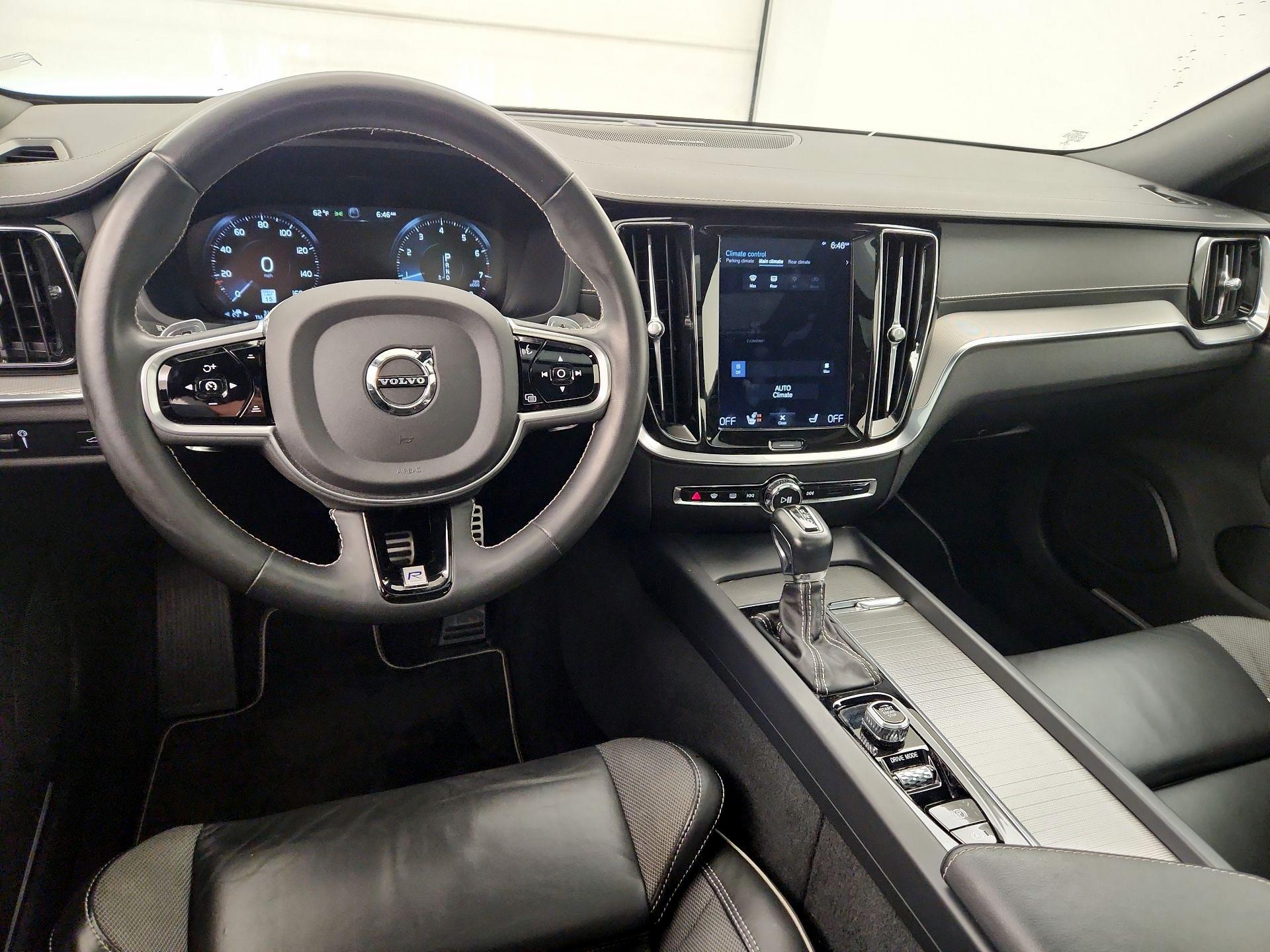 Thumbnail: 2020 Volvo S60 - 9