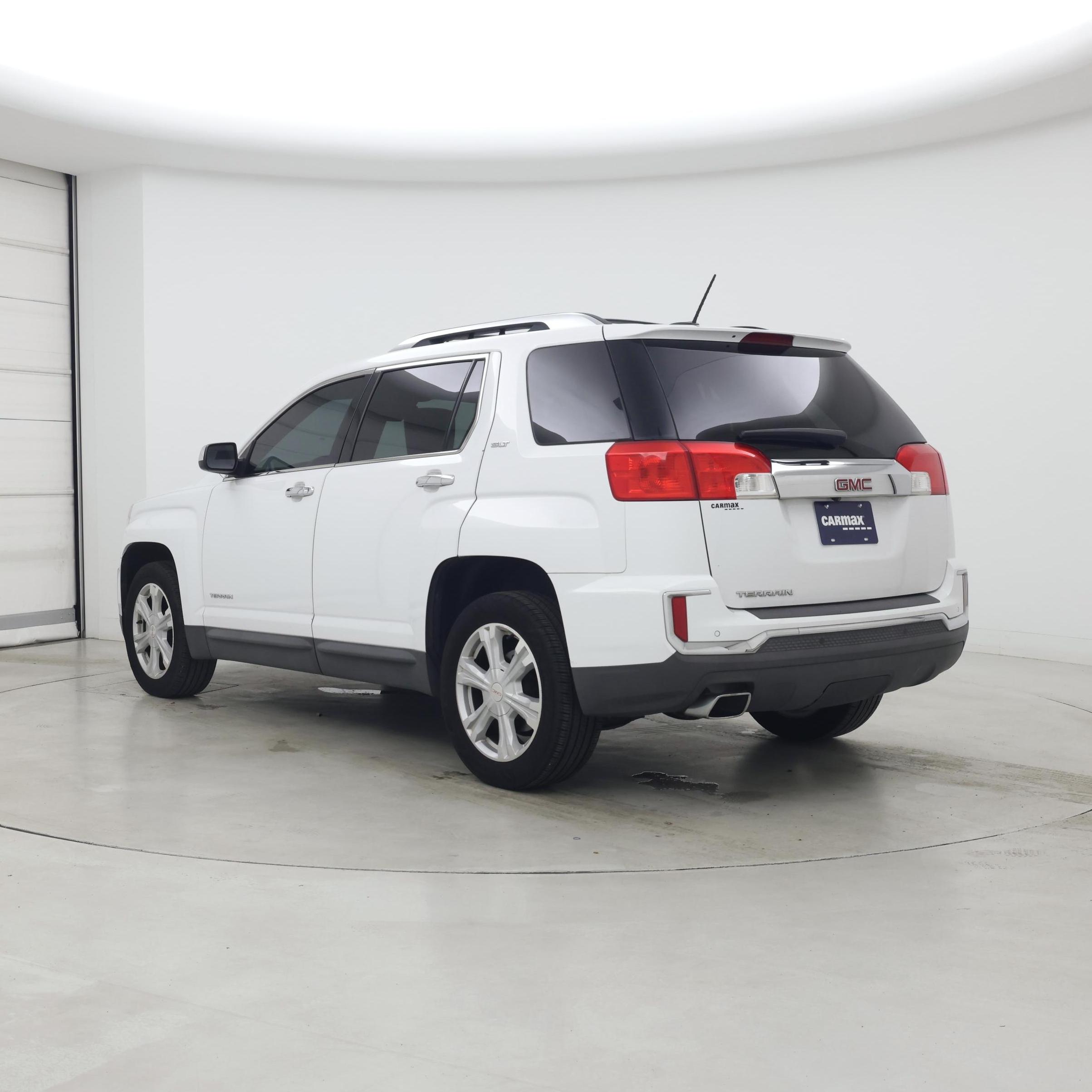 Thumbnail: 2017 GMC Terrain - 2