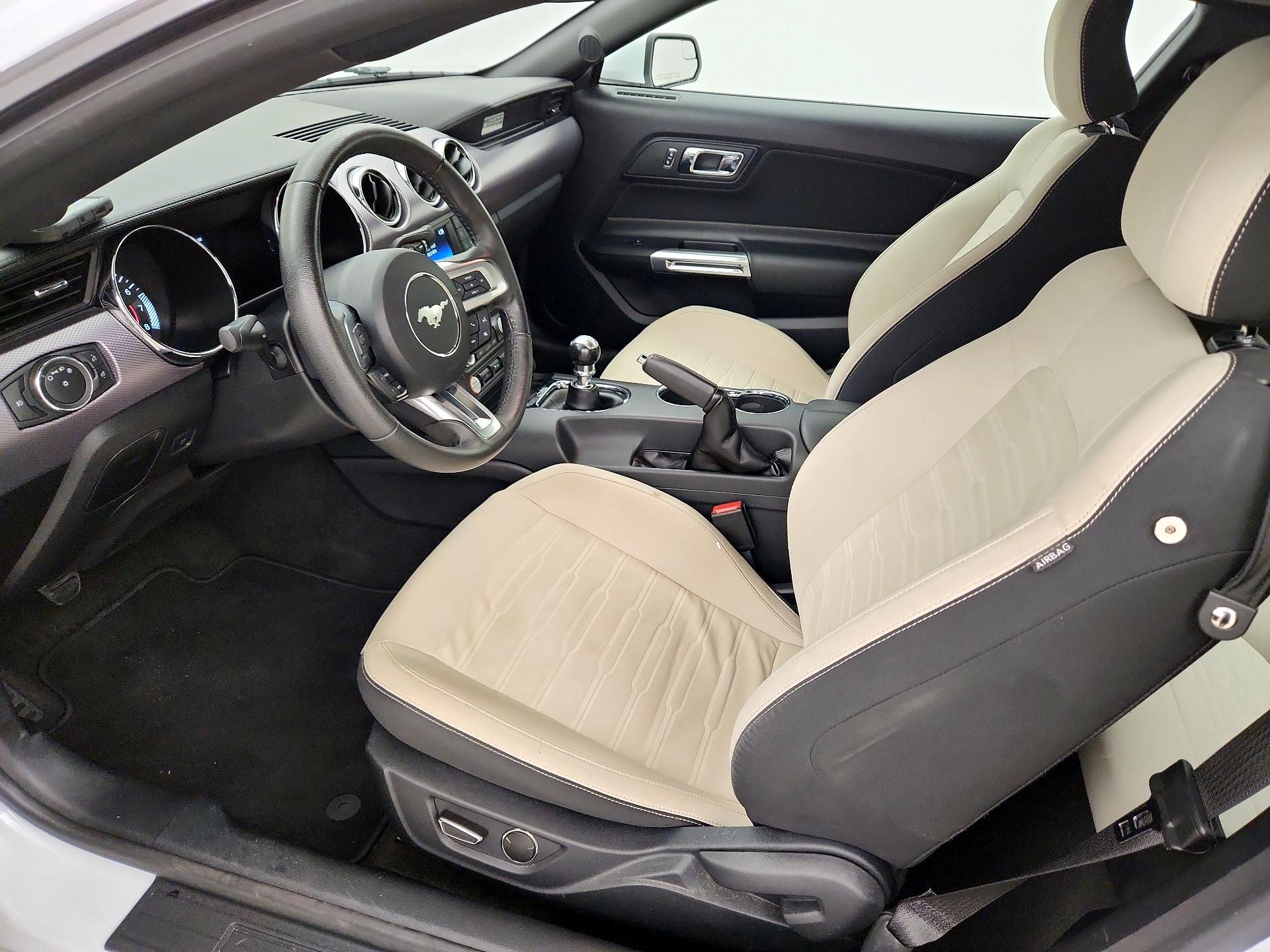 Thumbnail: 2015 Ford Mustang - 11