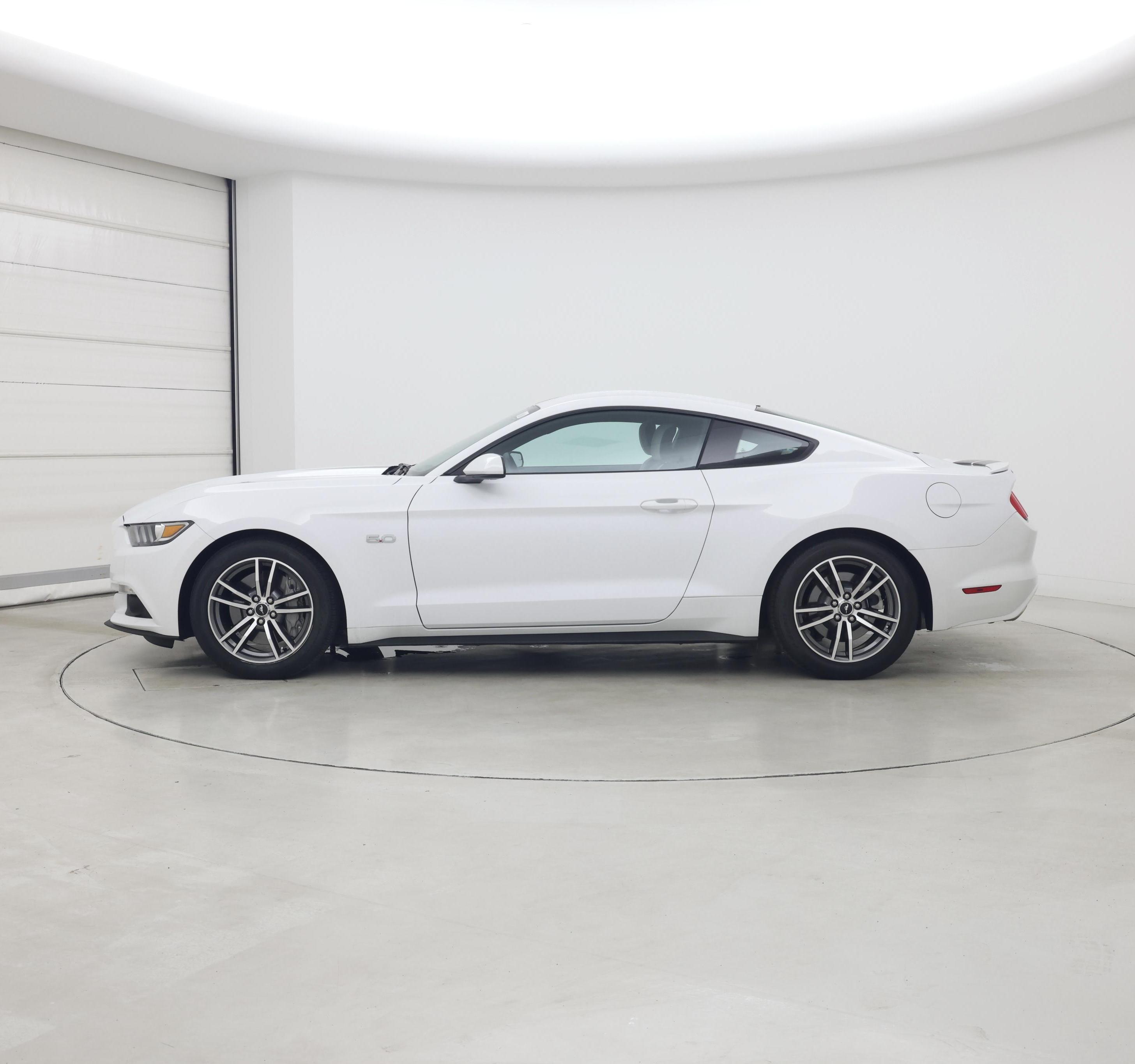 Thumbnail: 2015 Ford Mustang - 3