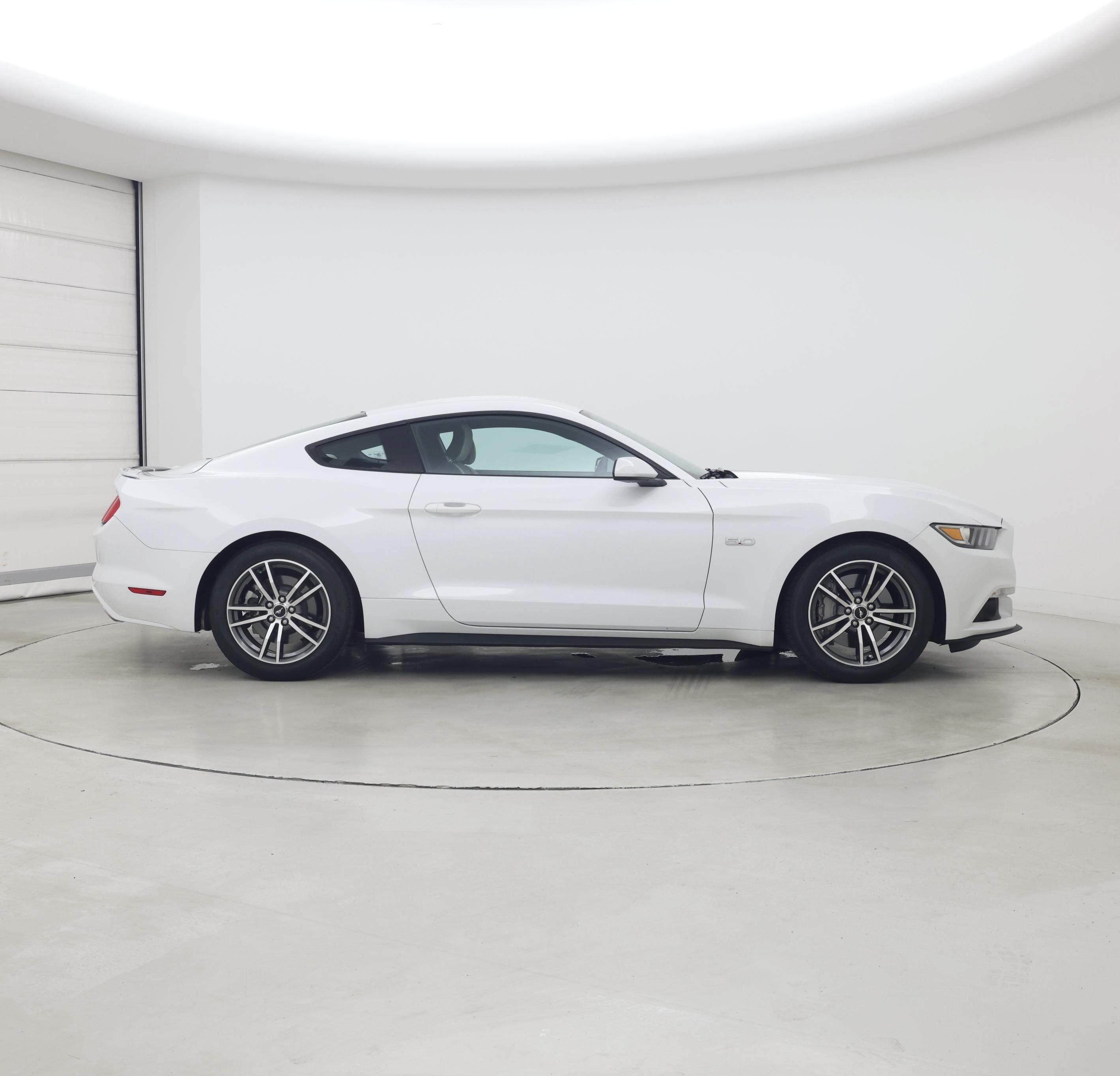 Thumbnail: 2015 Ford Mustang - 7