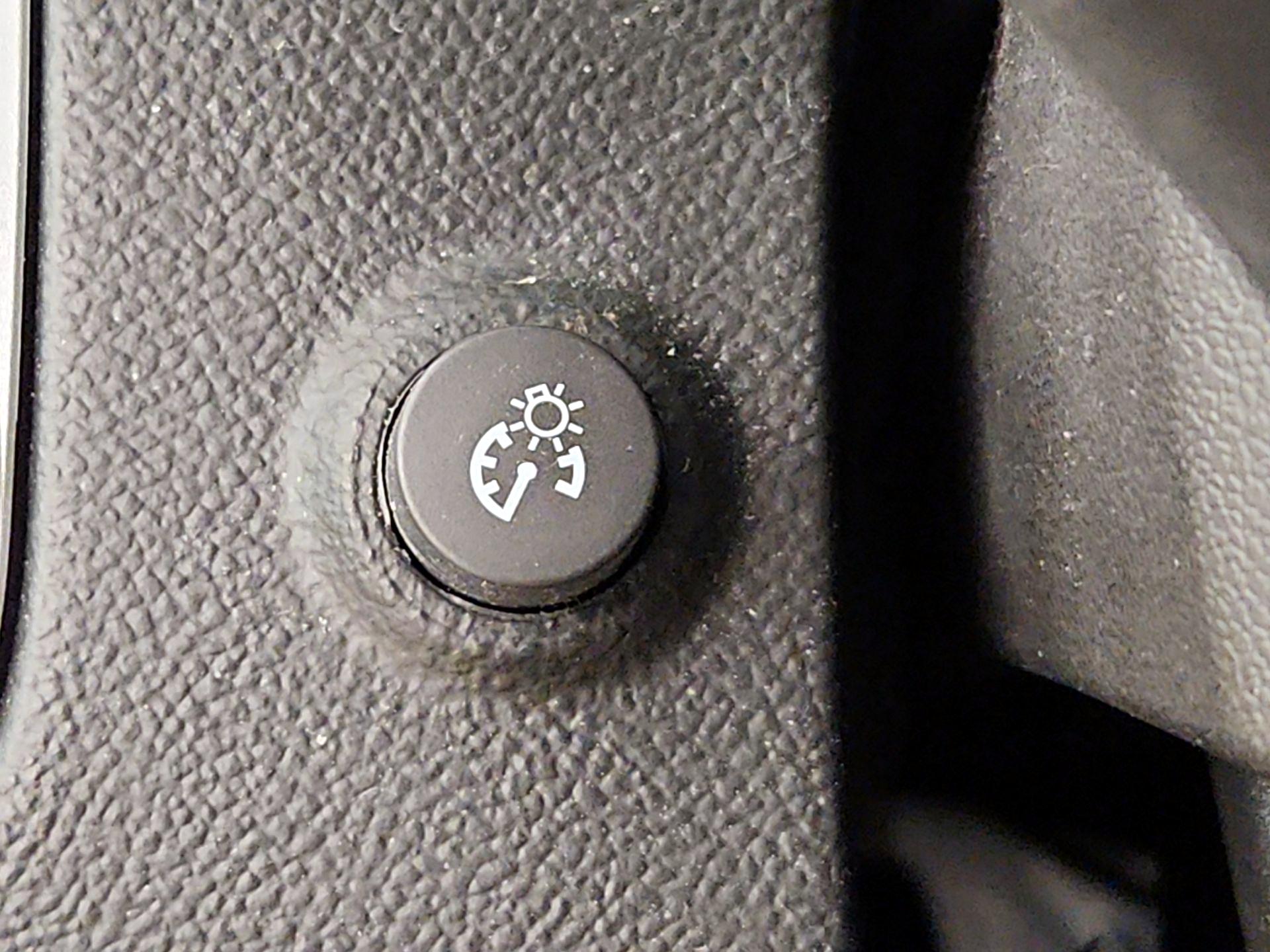 Thumbnail: 2016 Chevrolet Equinox - 13