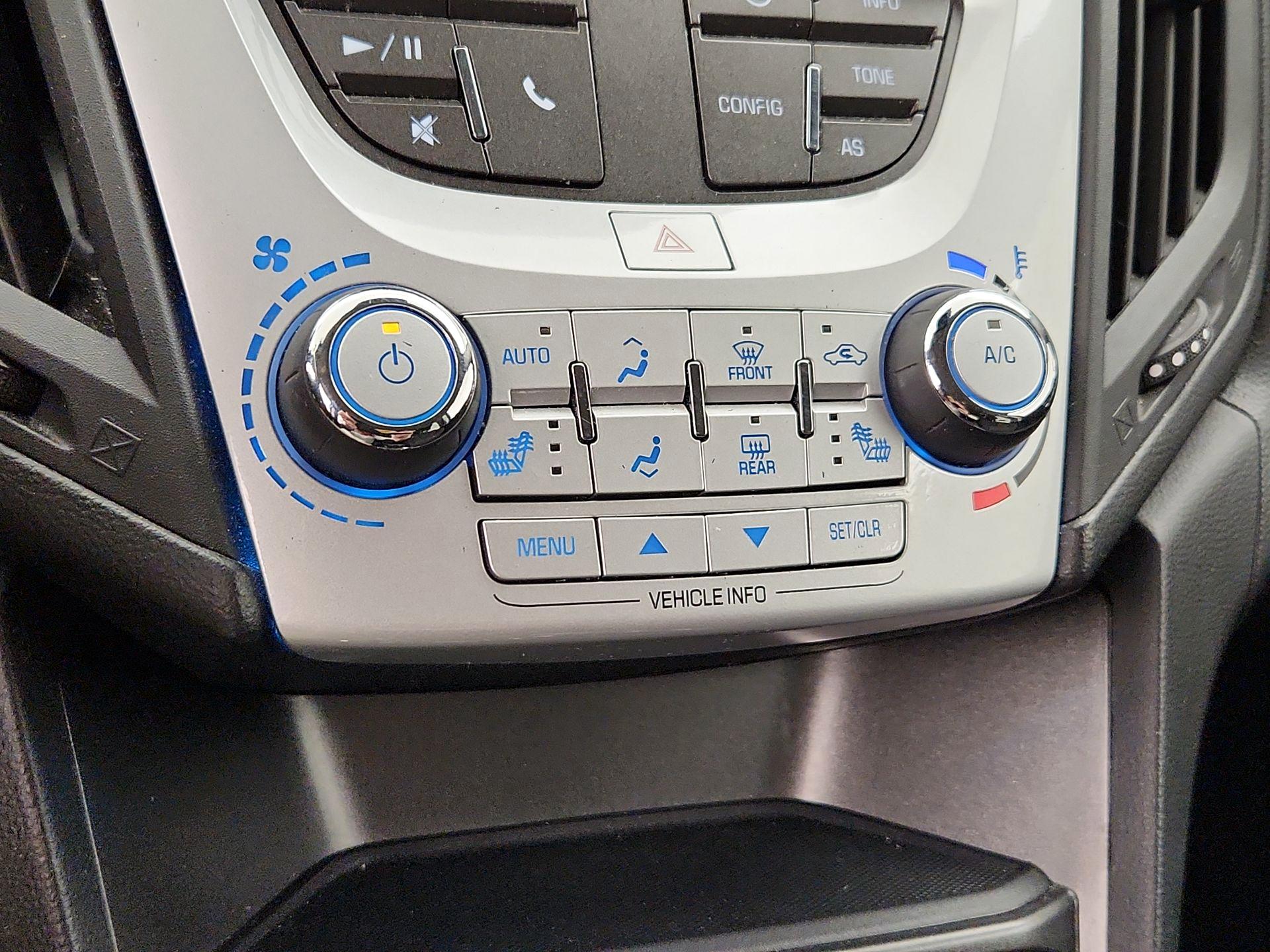 Thumbnail: 2016 Chevrolet Equinox - 16