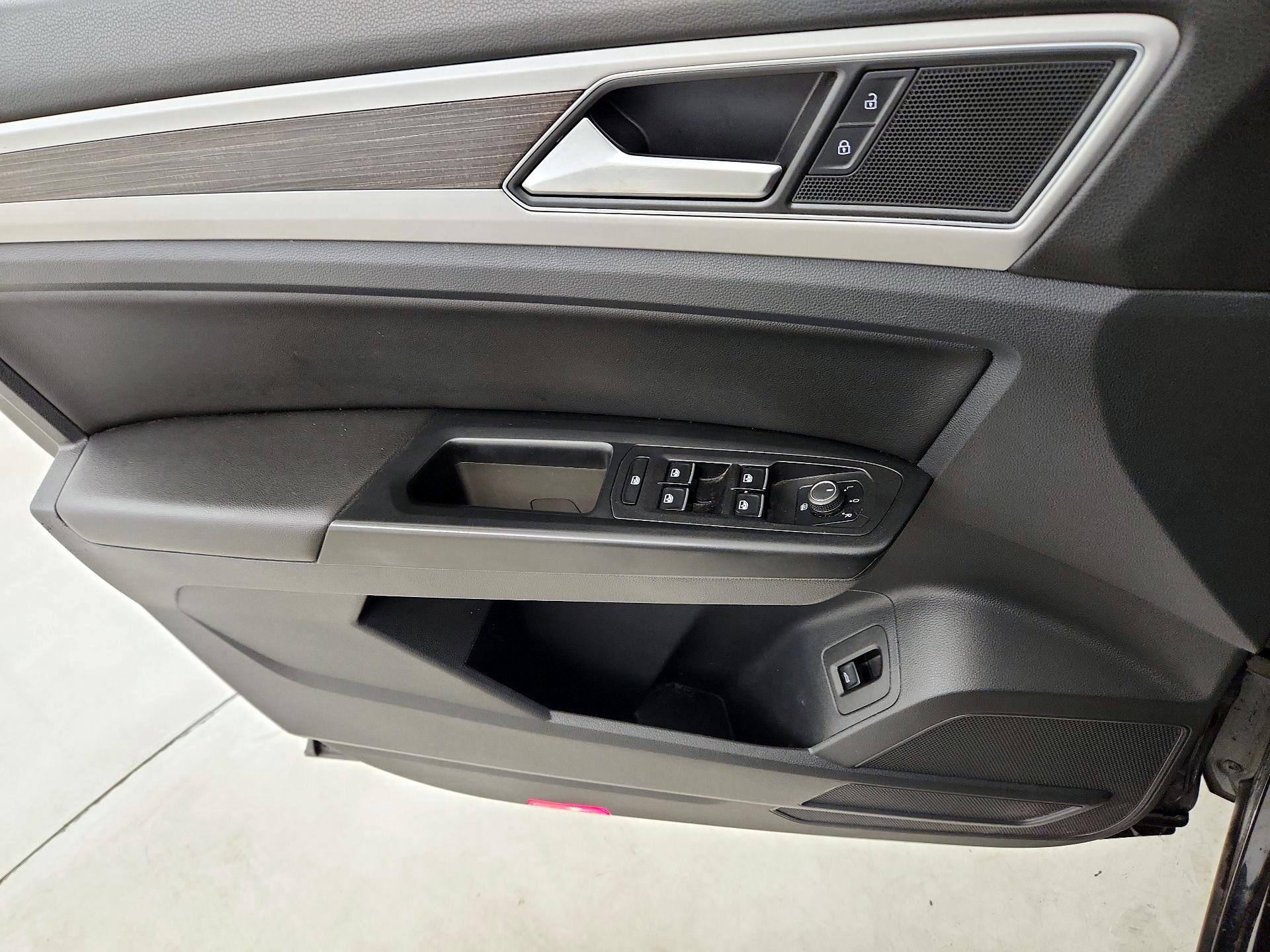 Thumbnail: 2019 Volkswagen Atlas - 12