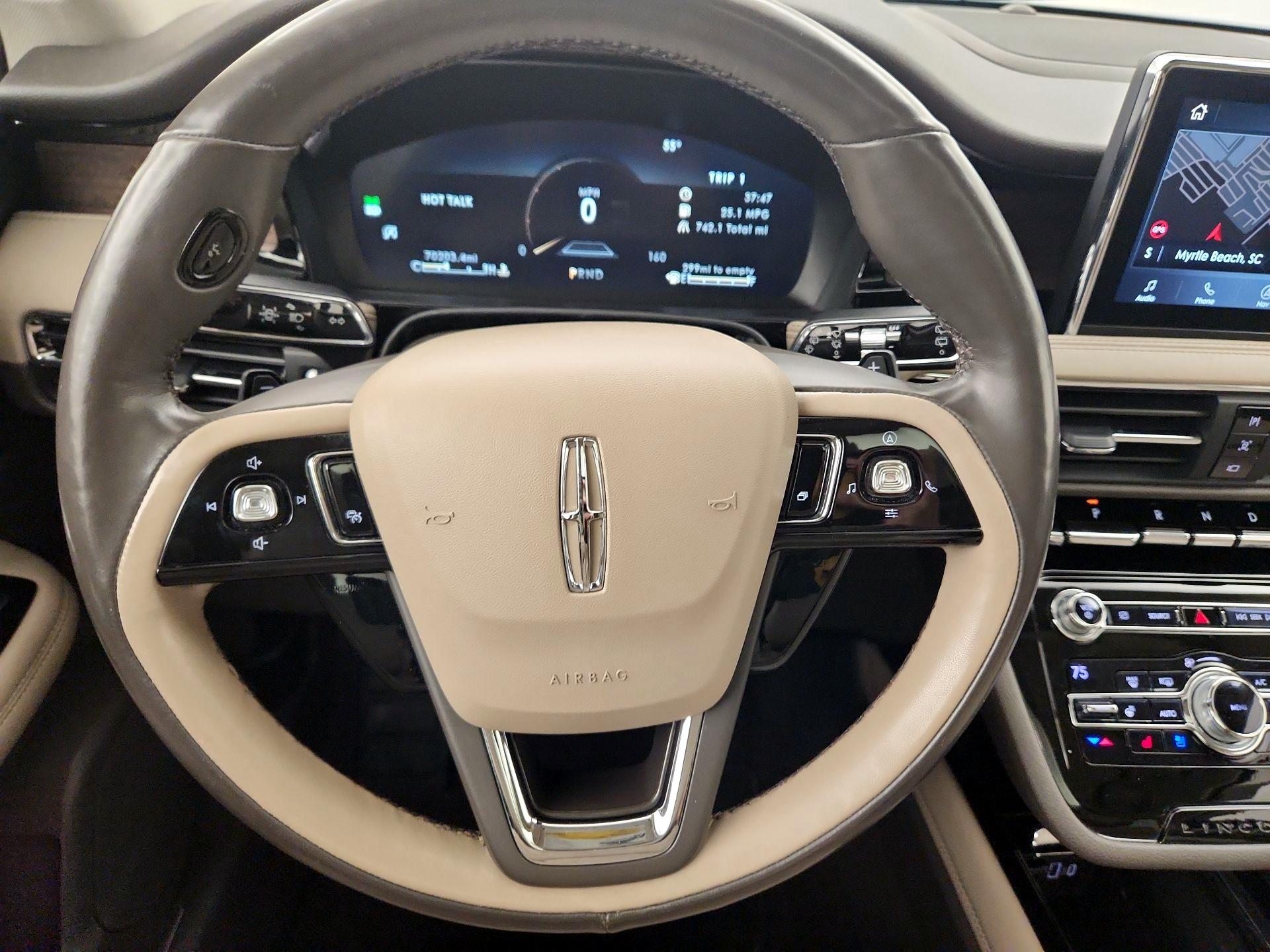 Thumbnail: 2020 Lincoln Corsair - 10