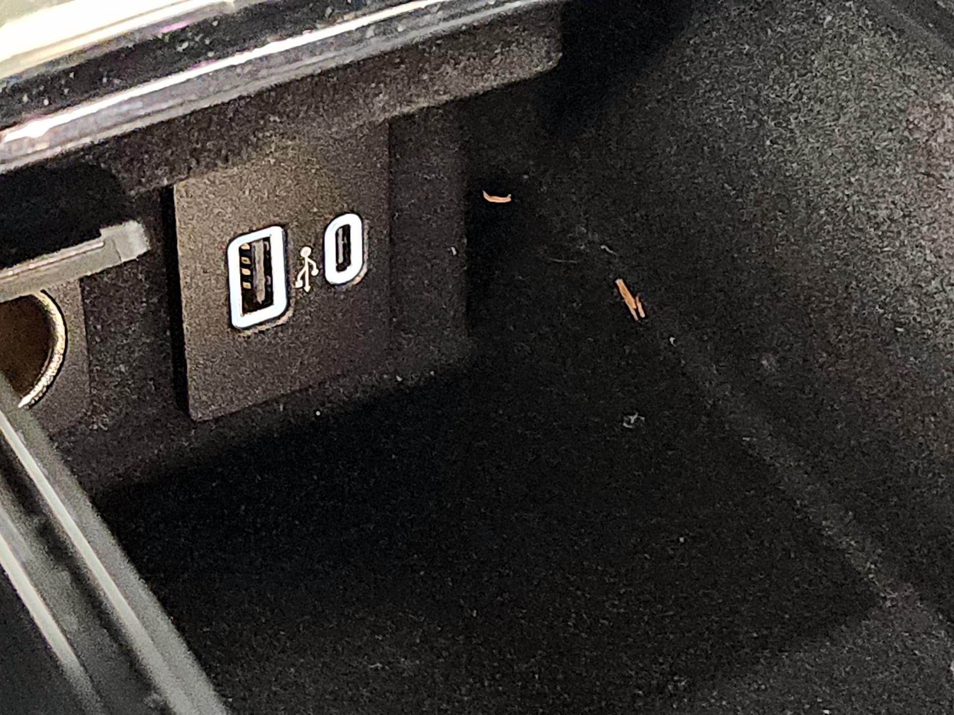 Thumbnail: 2020 Lincoln Corsair - 19