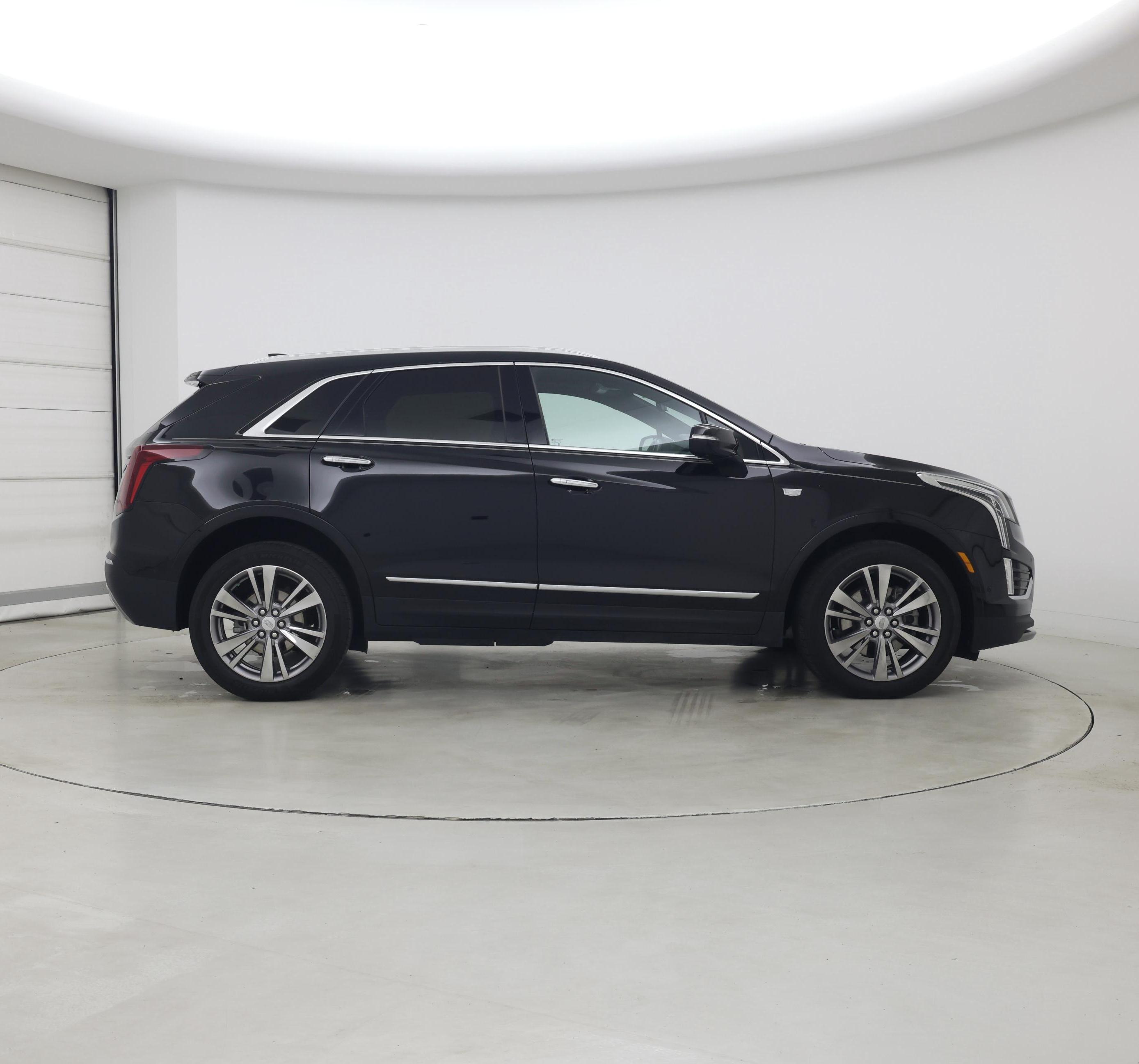 Thumbnail: 2024 Cadillac XT5 - 7