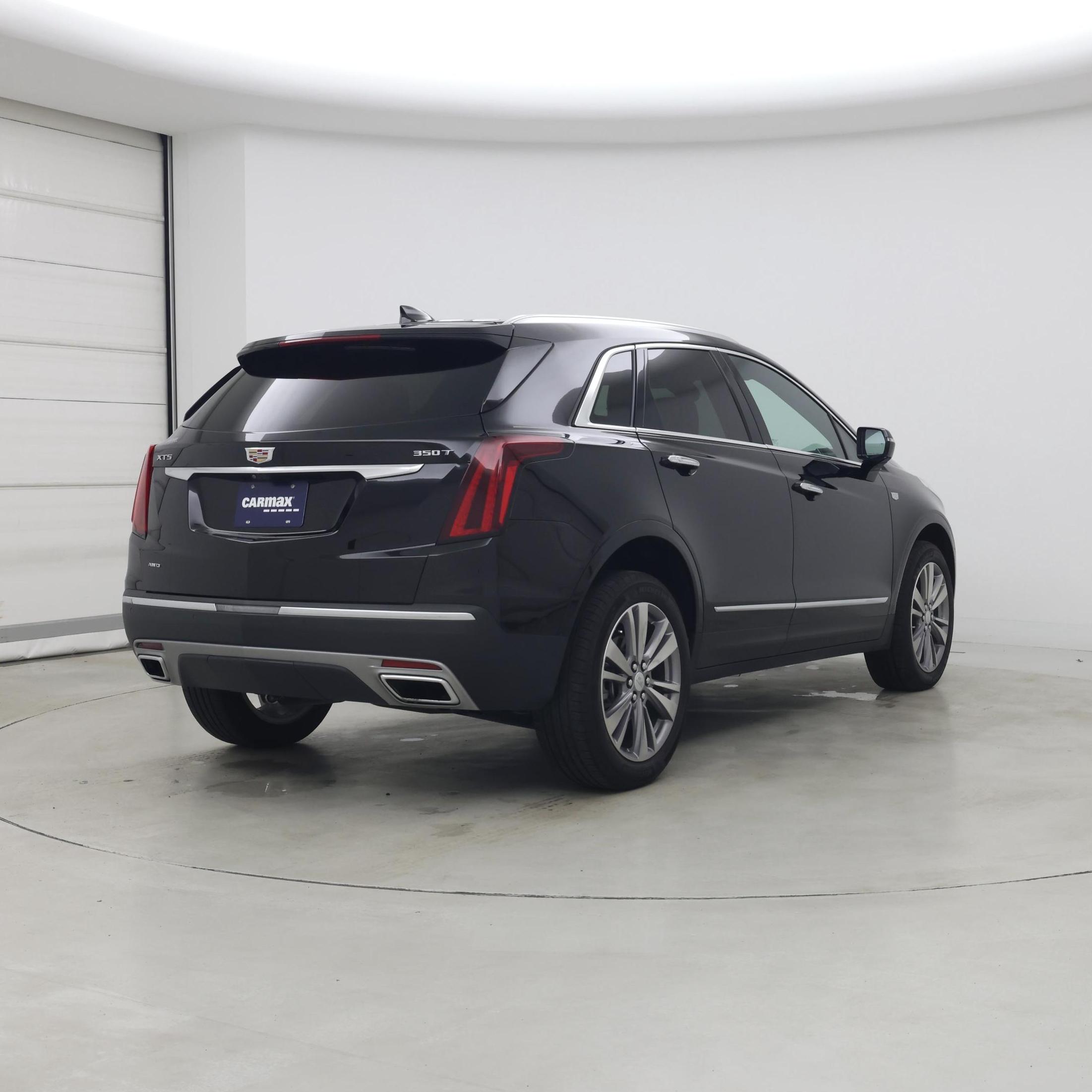 Thumbnail: 2024 Cadillac XT5 - 8