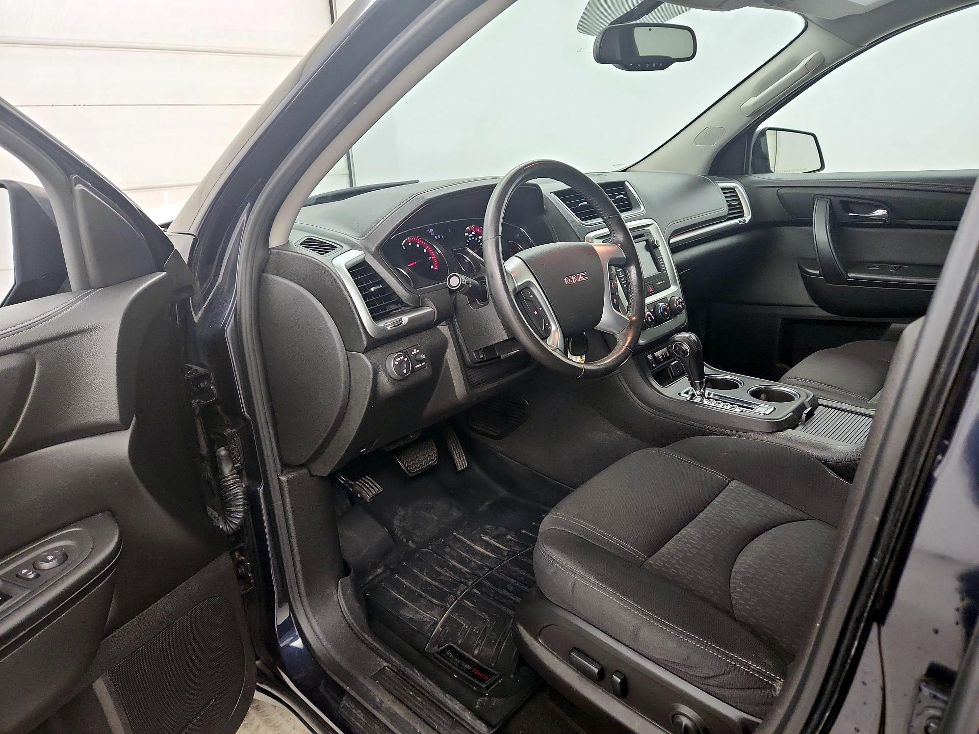 Thumbnail: 2015 GMC Acadia - 11