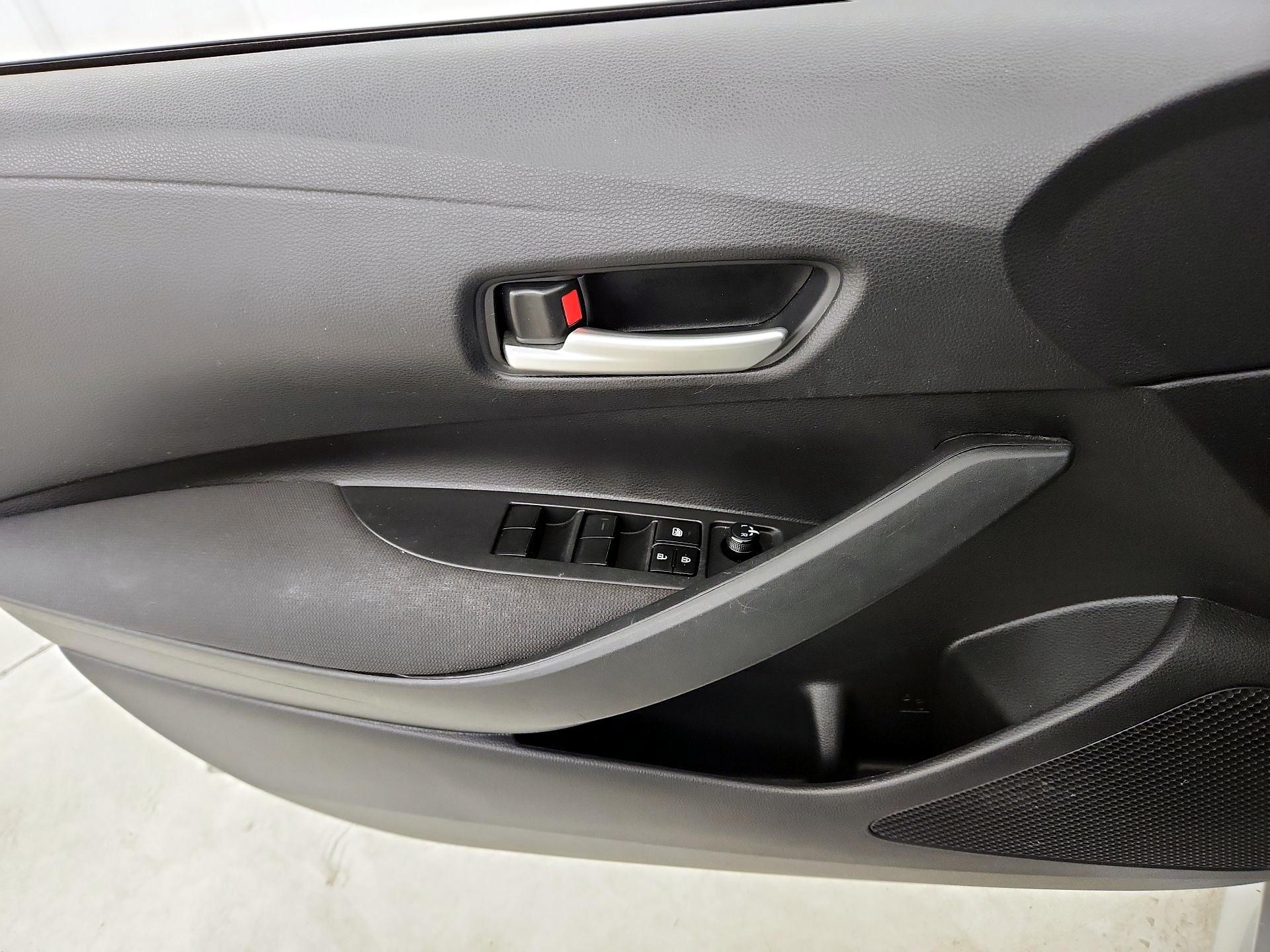 Thumbnail: 2020 Toyota Corolla - 12