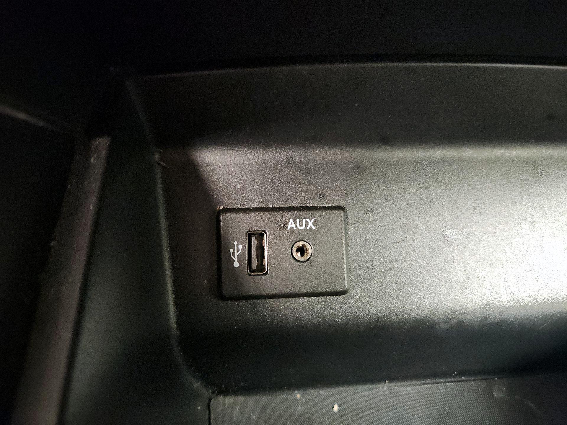 Thumbnail: 2016 Nissan Altima - 19