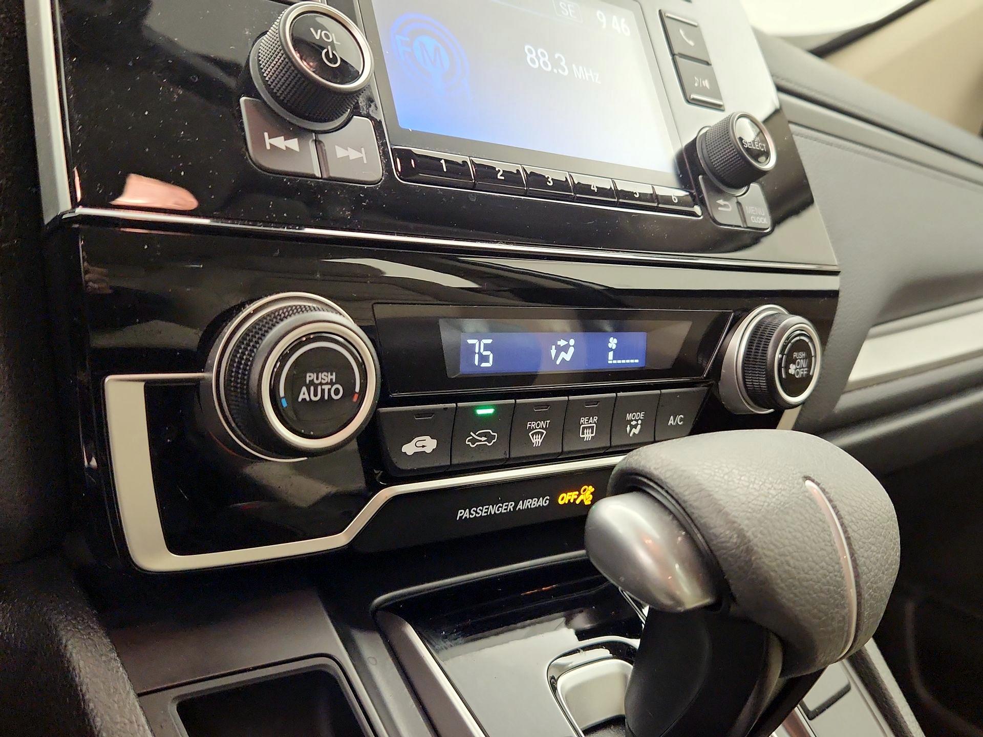 Thumbnail: 2019 Honda CR-V - 16