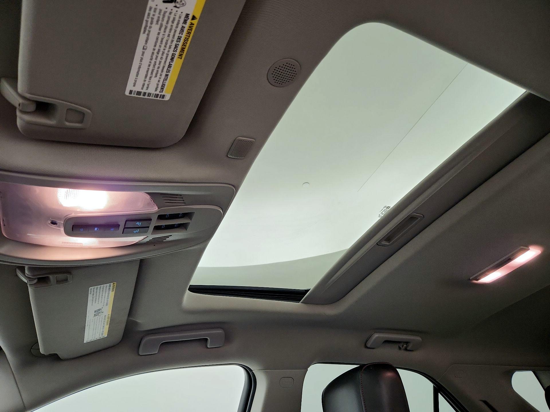 Thumbnail: 2017 Chevrolet Equinox - 19