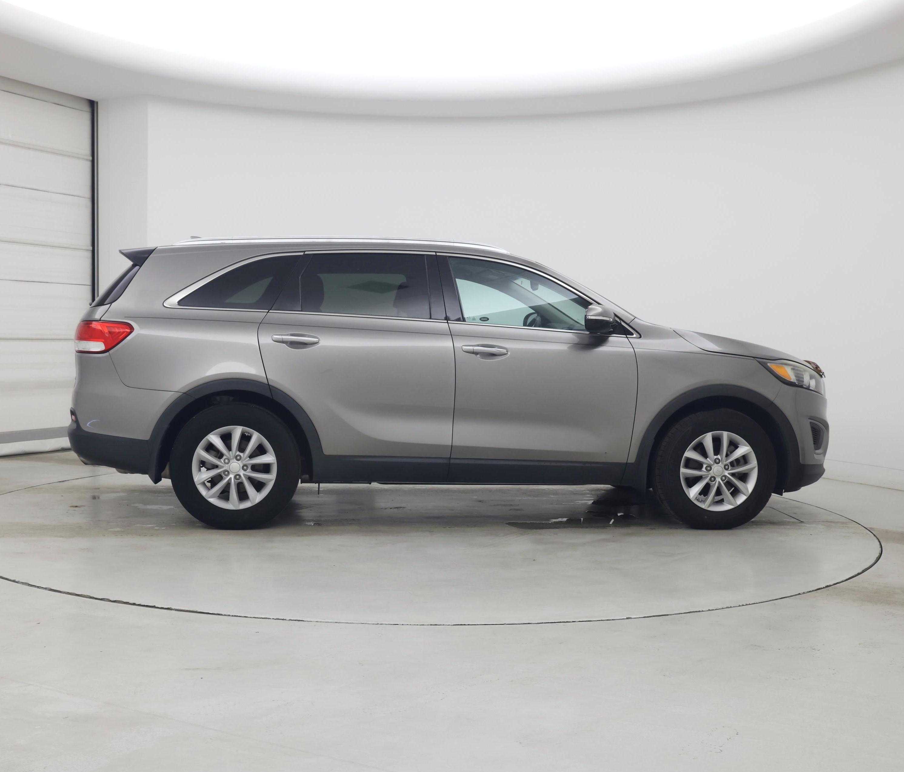 Thumbnail: 2017 Kia Sorento - 7