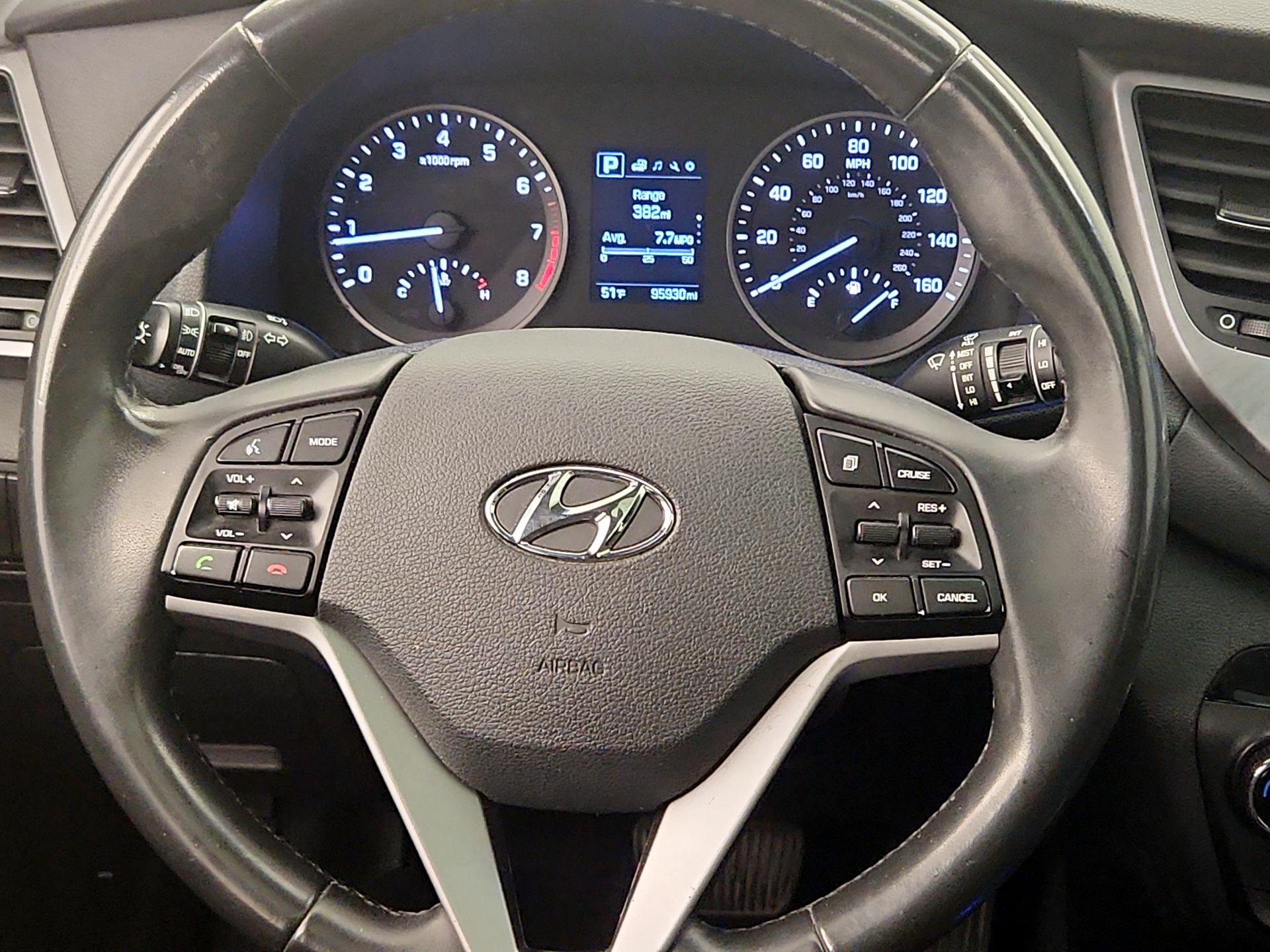 Thumbnail: 2018 Hyundai Tucson - 10