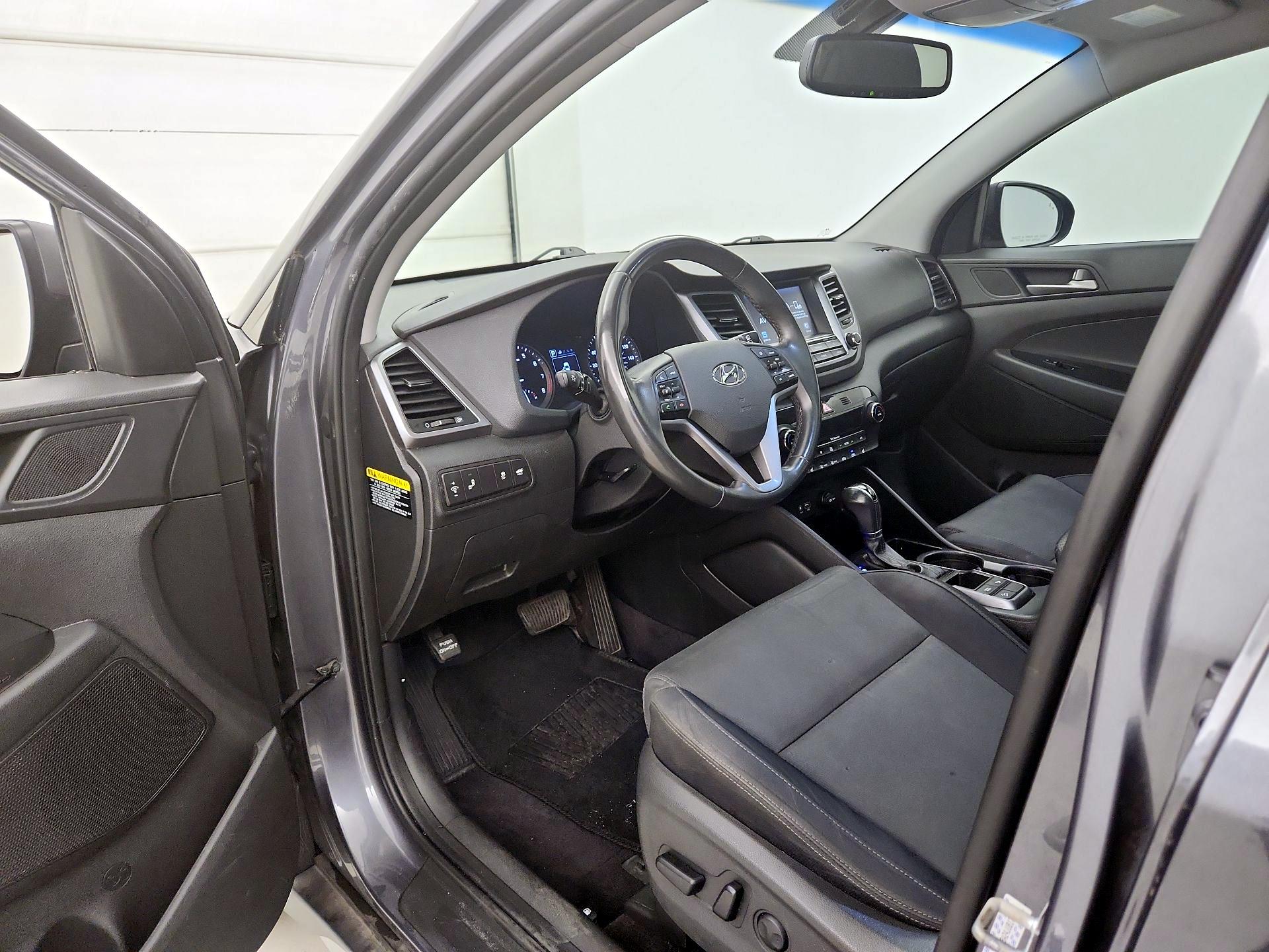 Thumbnail: 2018 Hyundai Tucson - 11