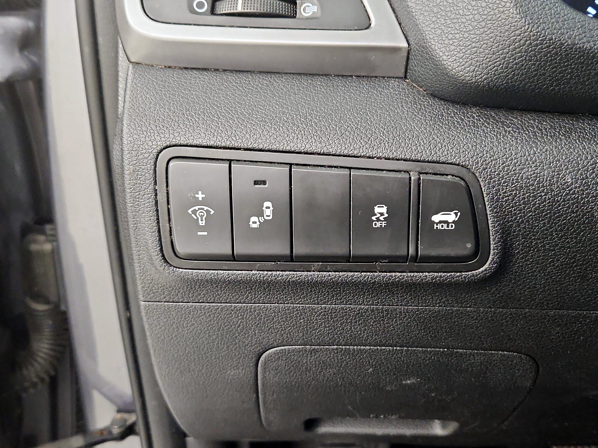 Thumbnail: 2018 Hyundai Tucson - 13