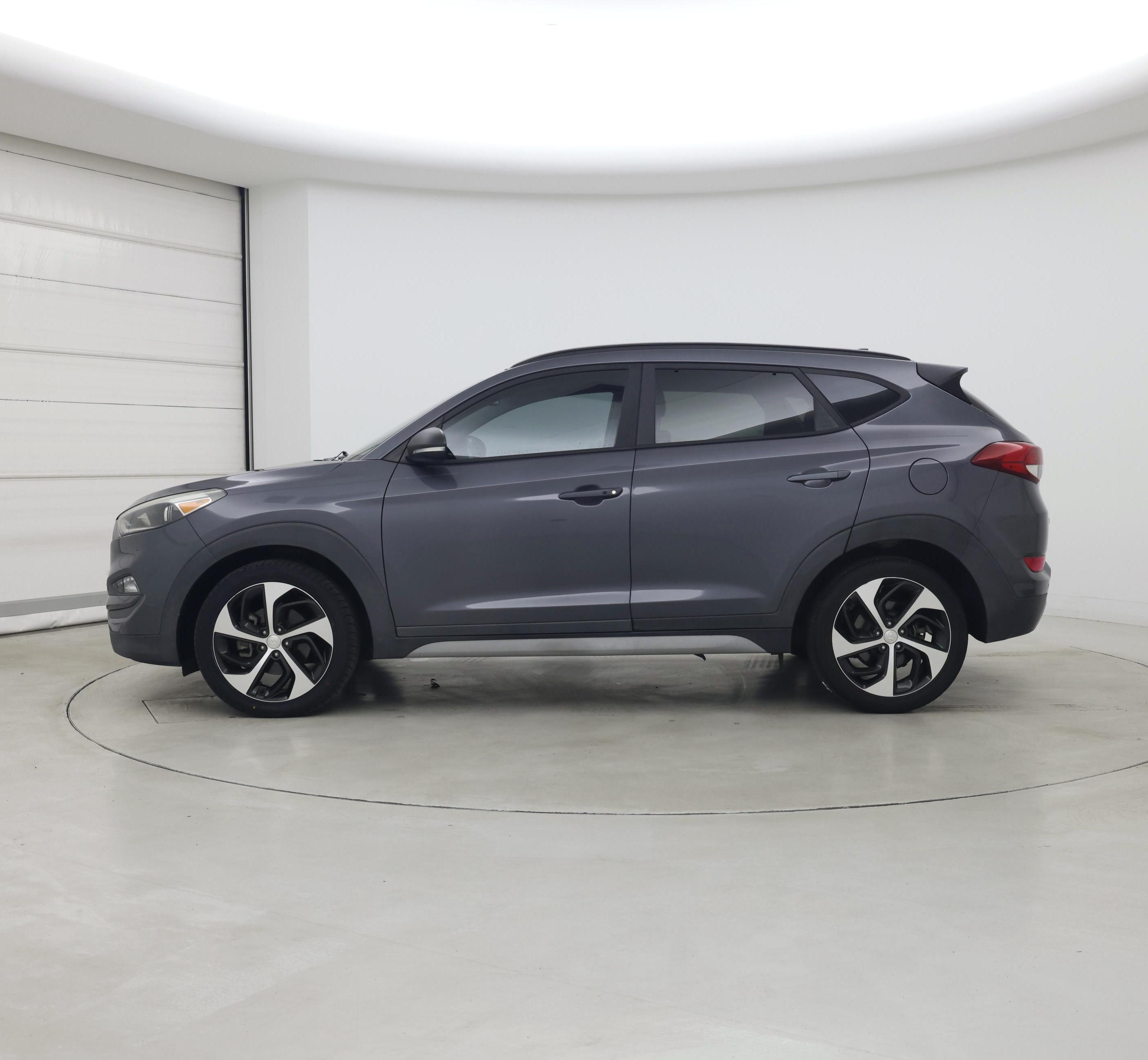 Thumbnail: 2018 Hyundai Tucson - 3