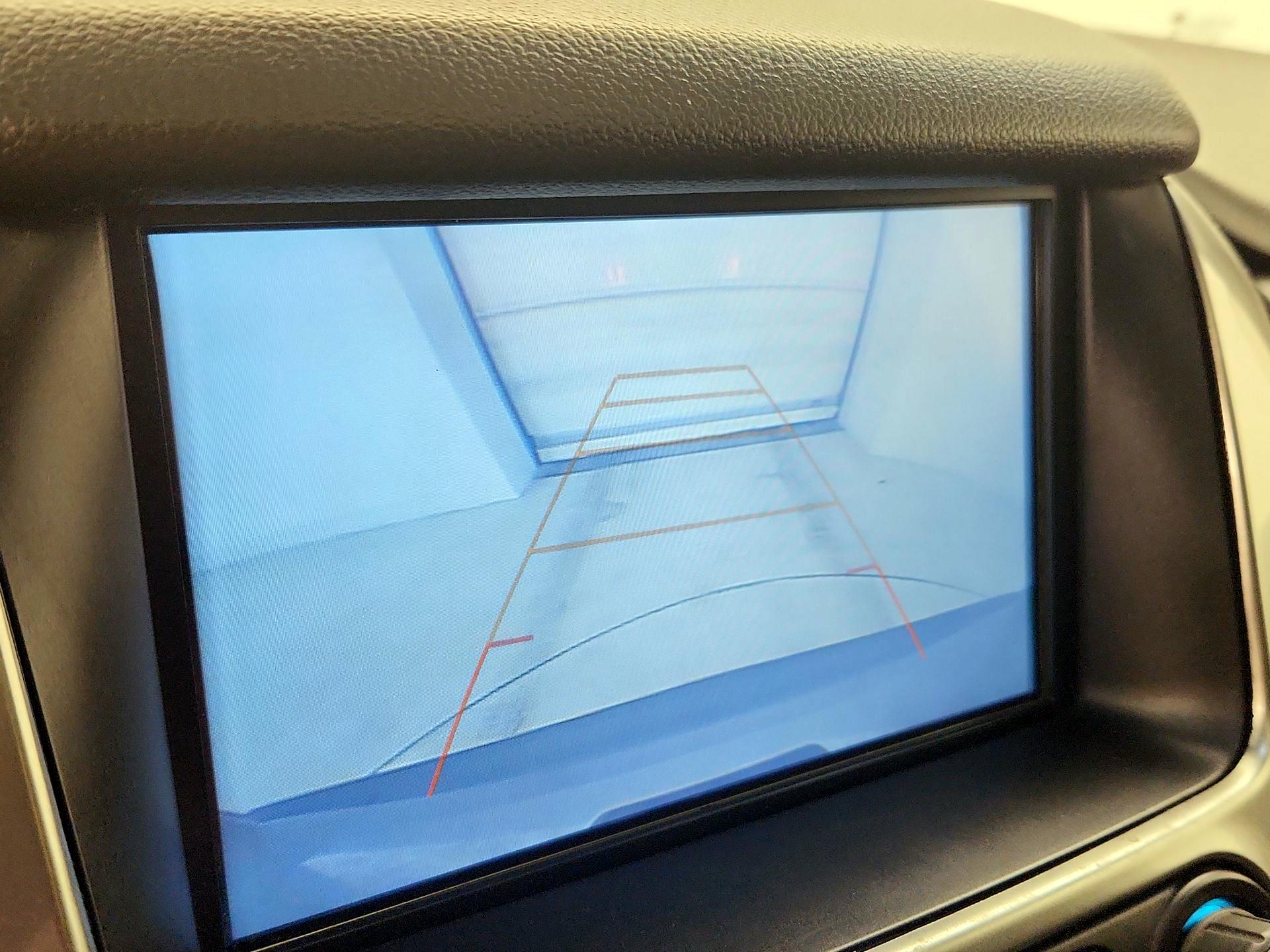 Thumbnail: 2018 Chevrolet Tahoe - 15