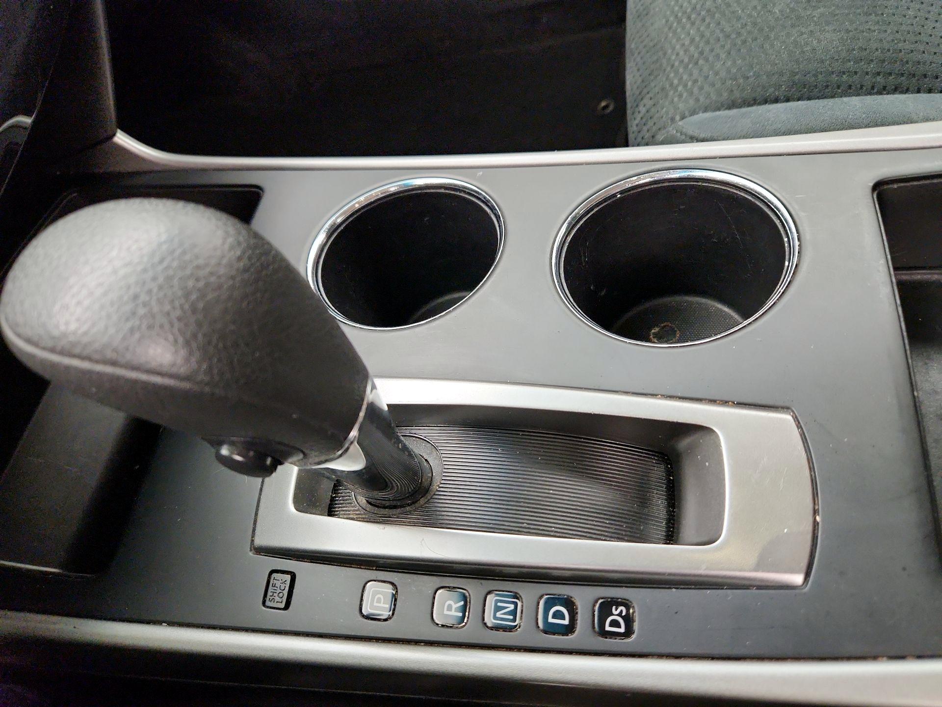 Thumbnail: 2015 Nissan Altima - 16