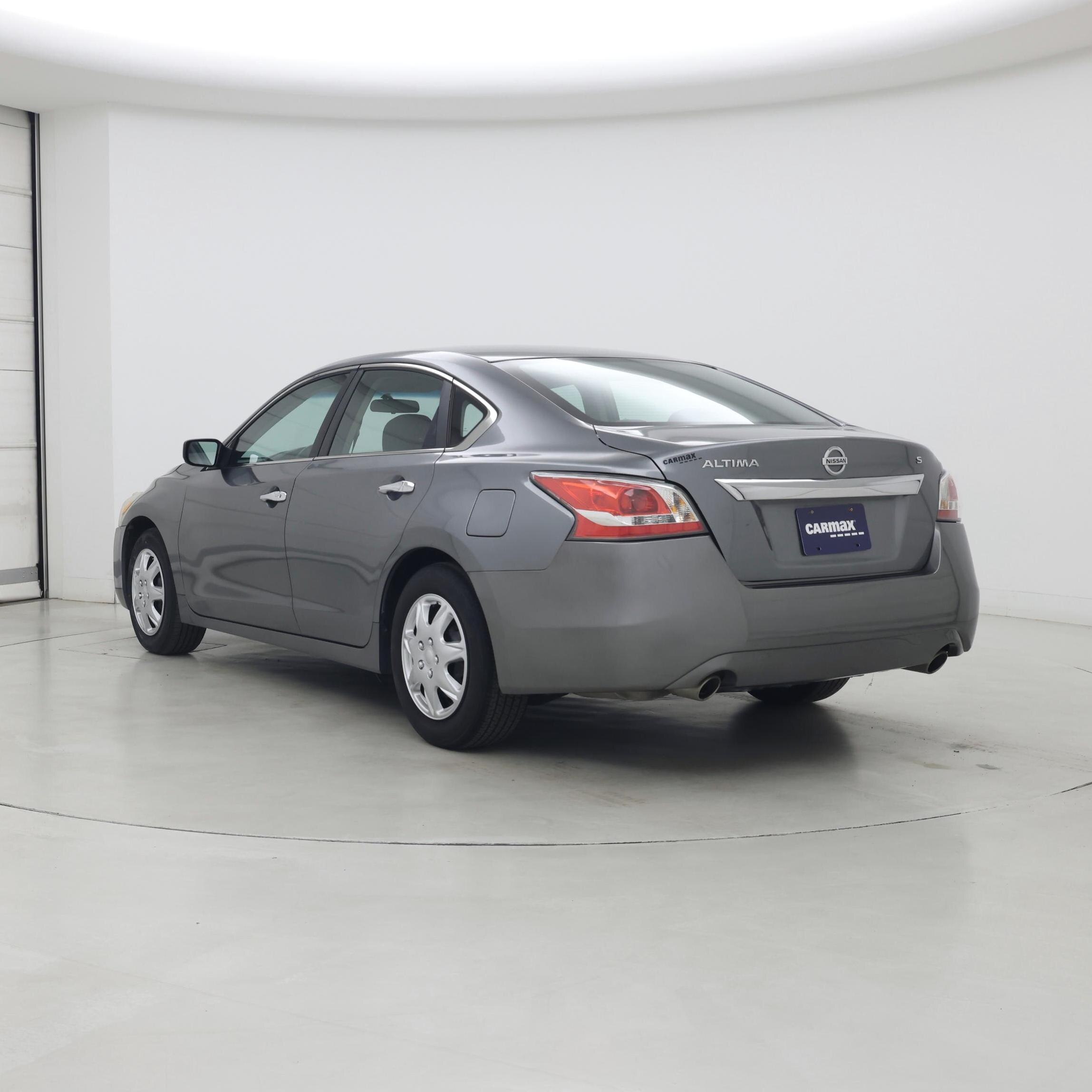 Thumbnail: 2015 Nissan Altima - 2