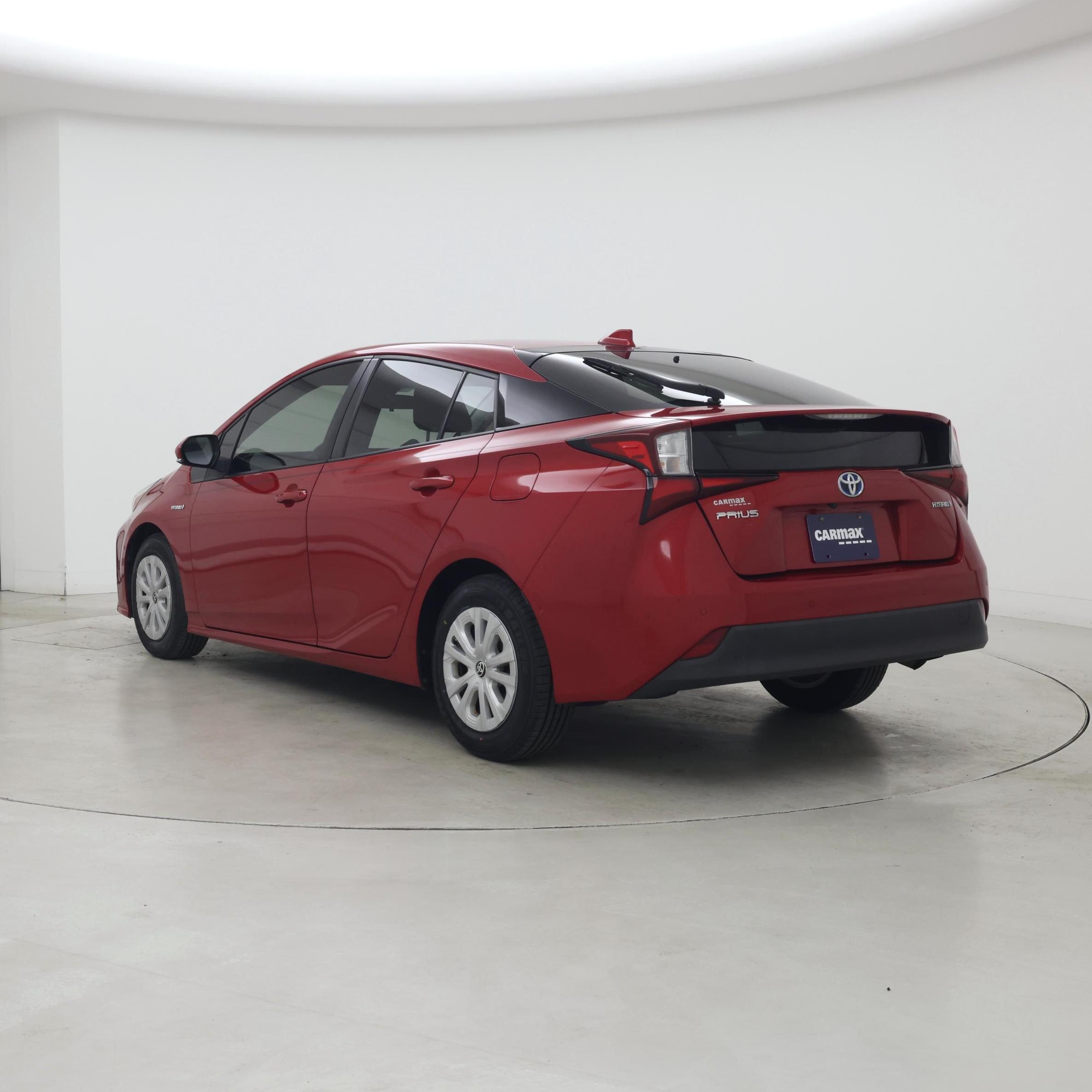 Thumbnail: 2021 Toyota Prius - 2