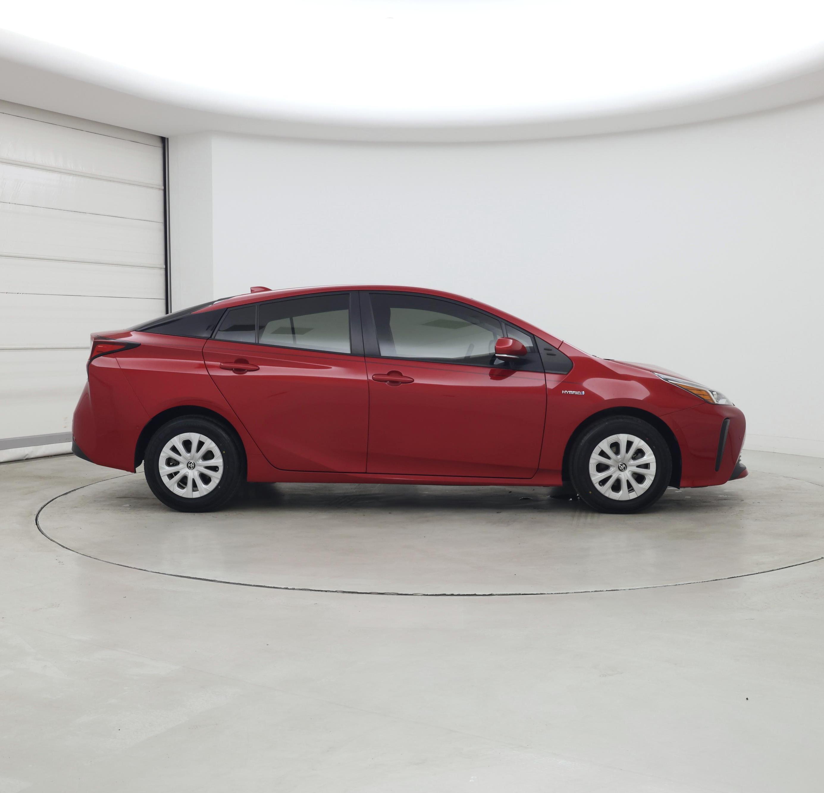 Thumbnail: 2021 Toyota Prius - 7