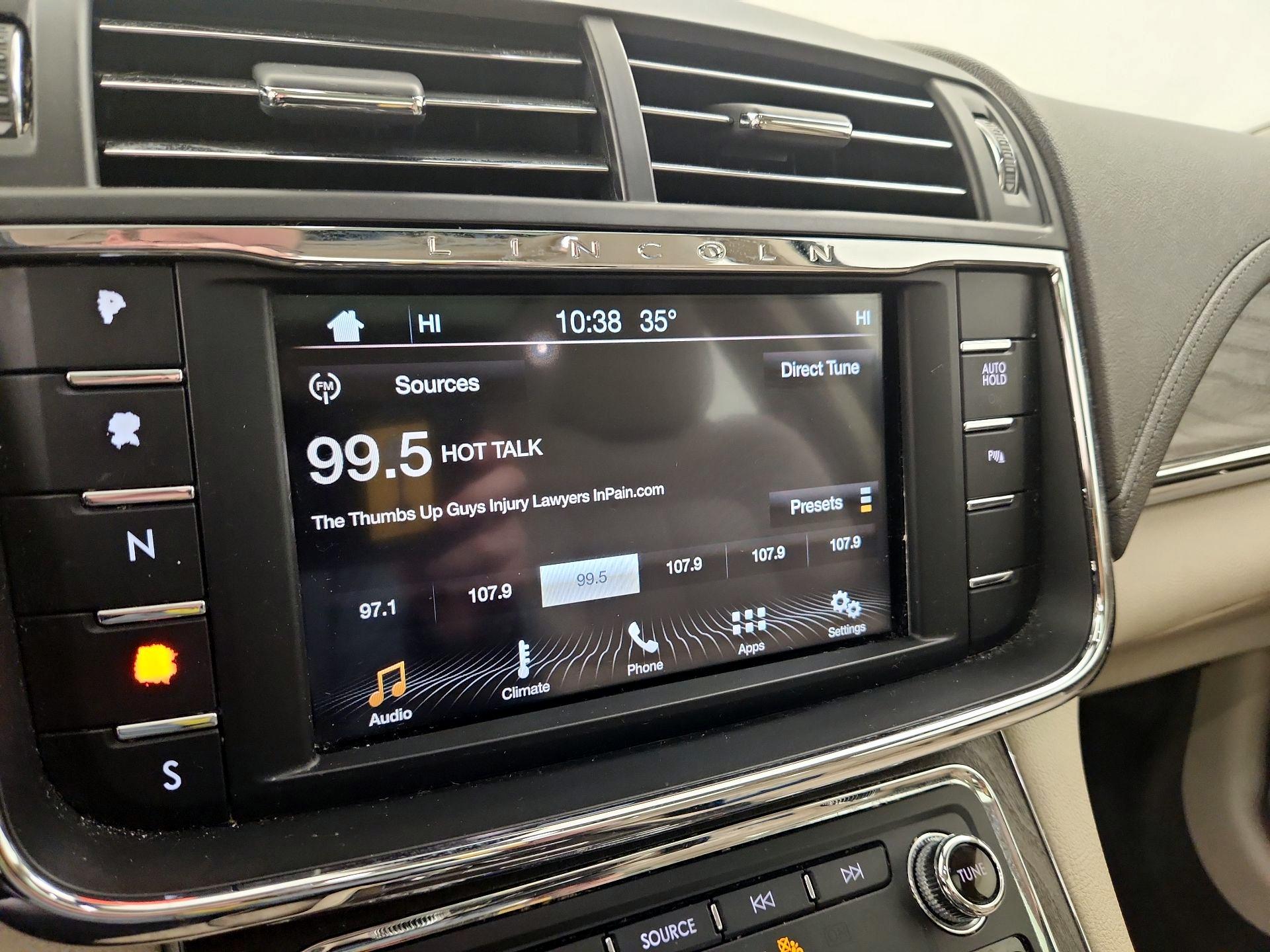 Thumbnail: 2017 Lincoln Continental - 15