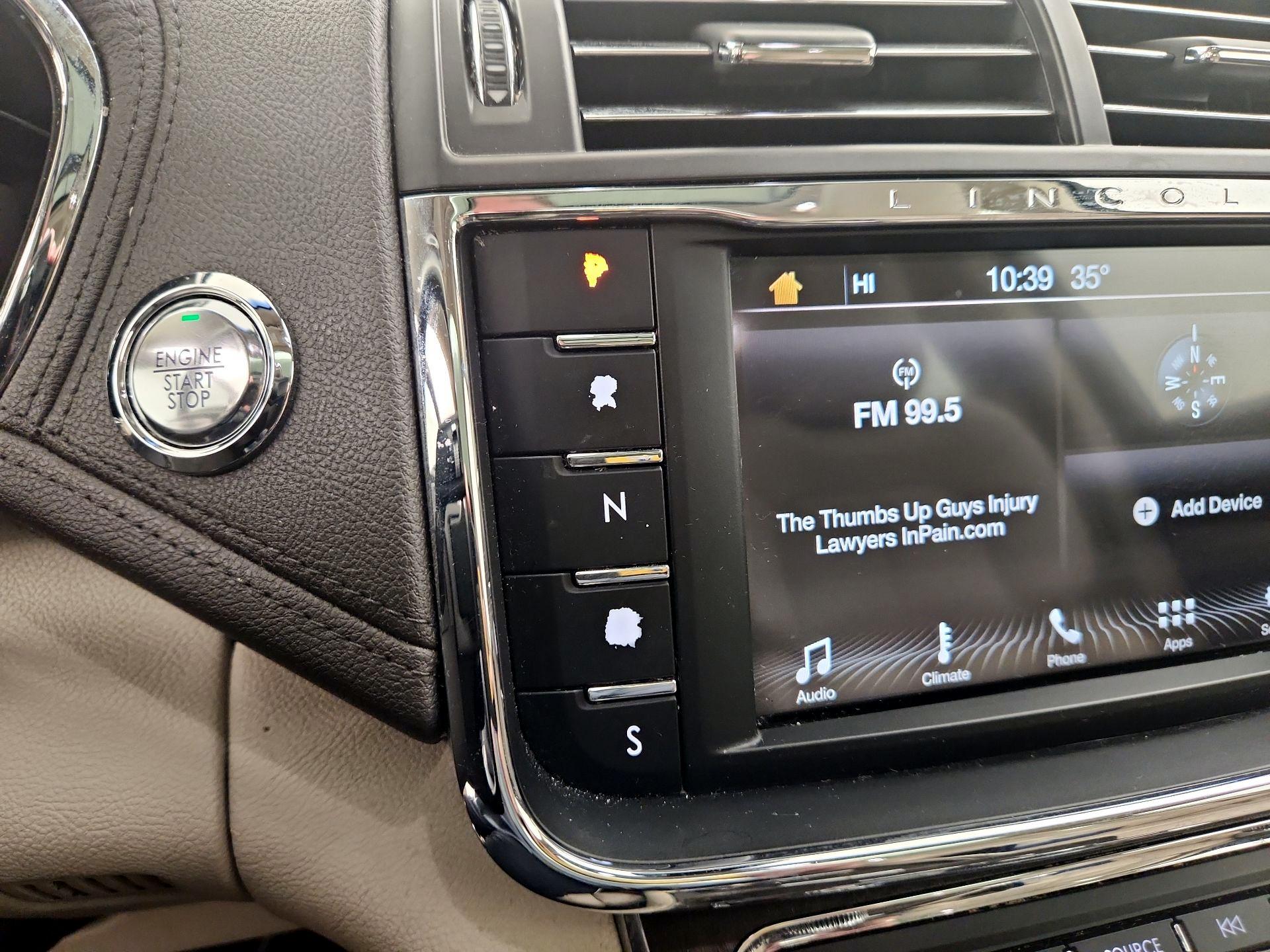 Thumbnail: 2017 Lincoln Continental - 17