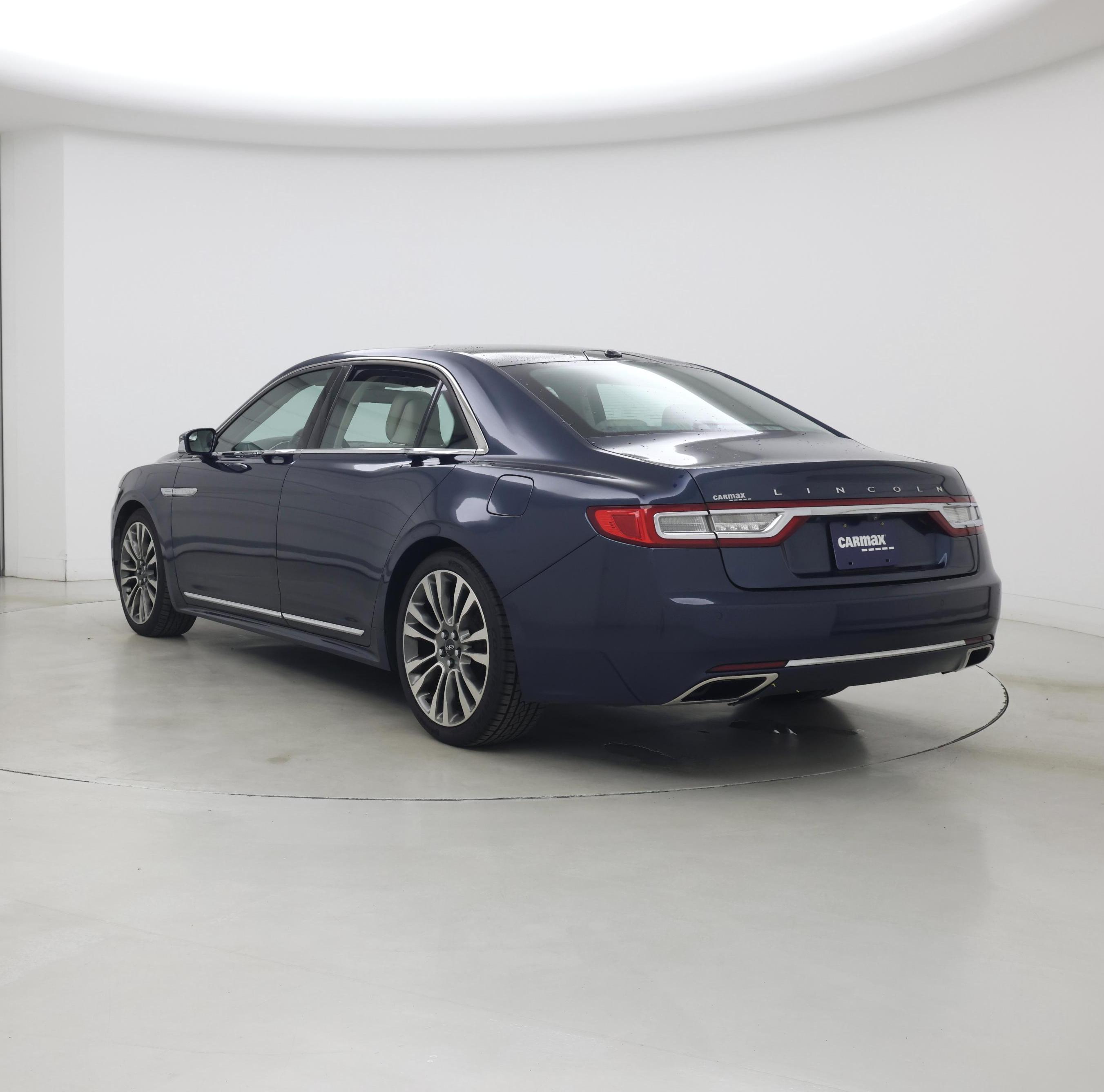 Thumbnail: 2017 Lincoln Continental - 2