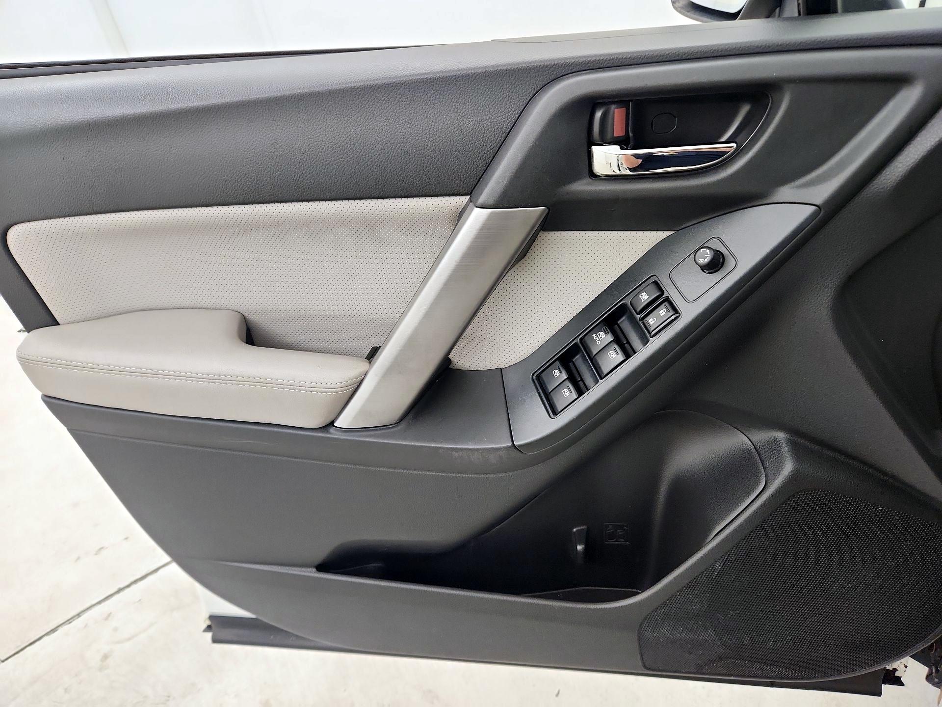 Thumbnail: 2014 Subaru Forester - 12