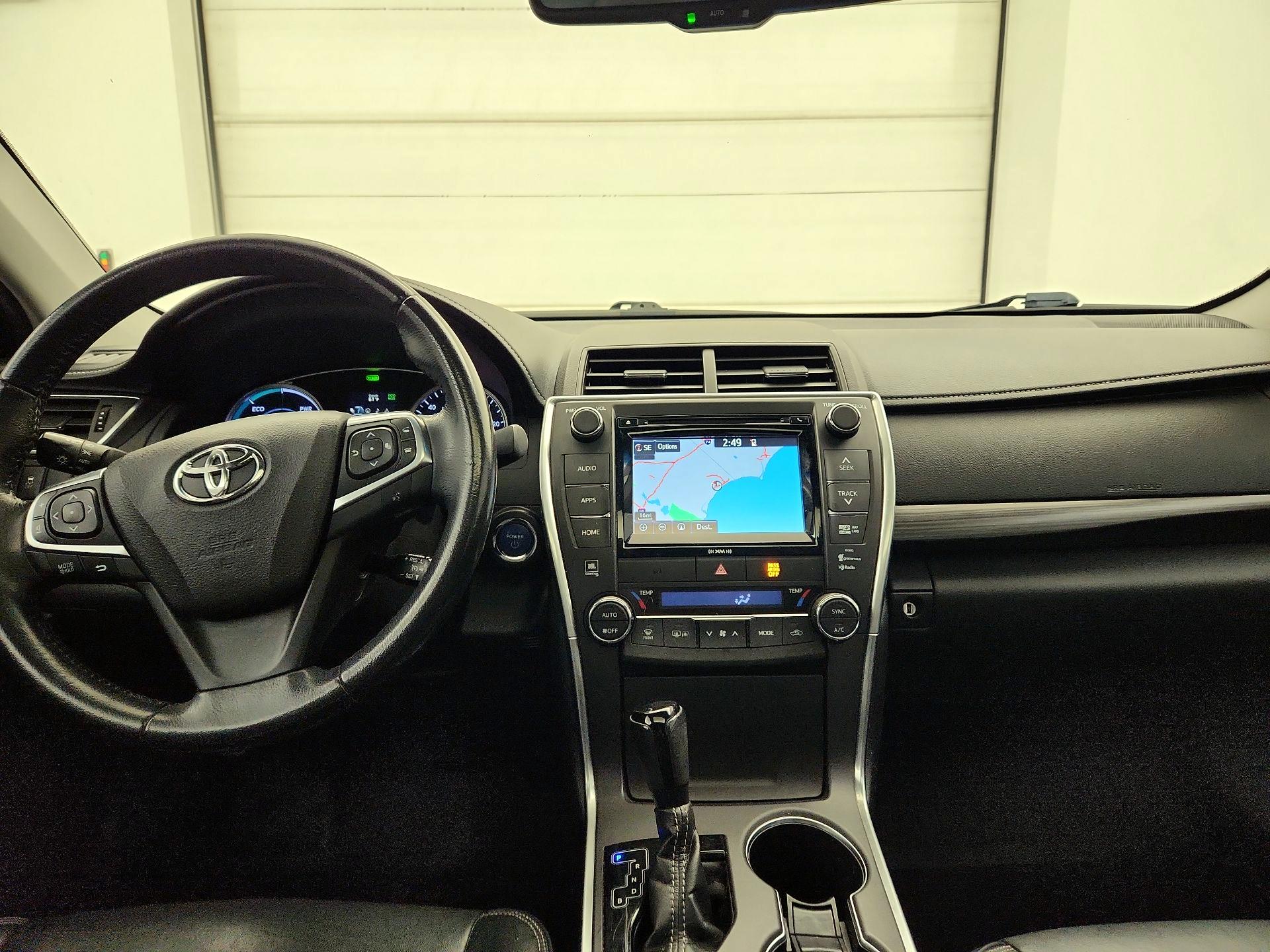 Thumbnail: 2016 Toyota Camry - 9