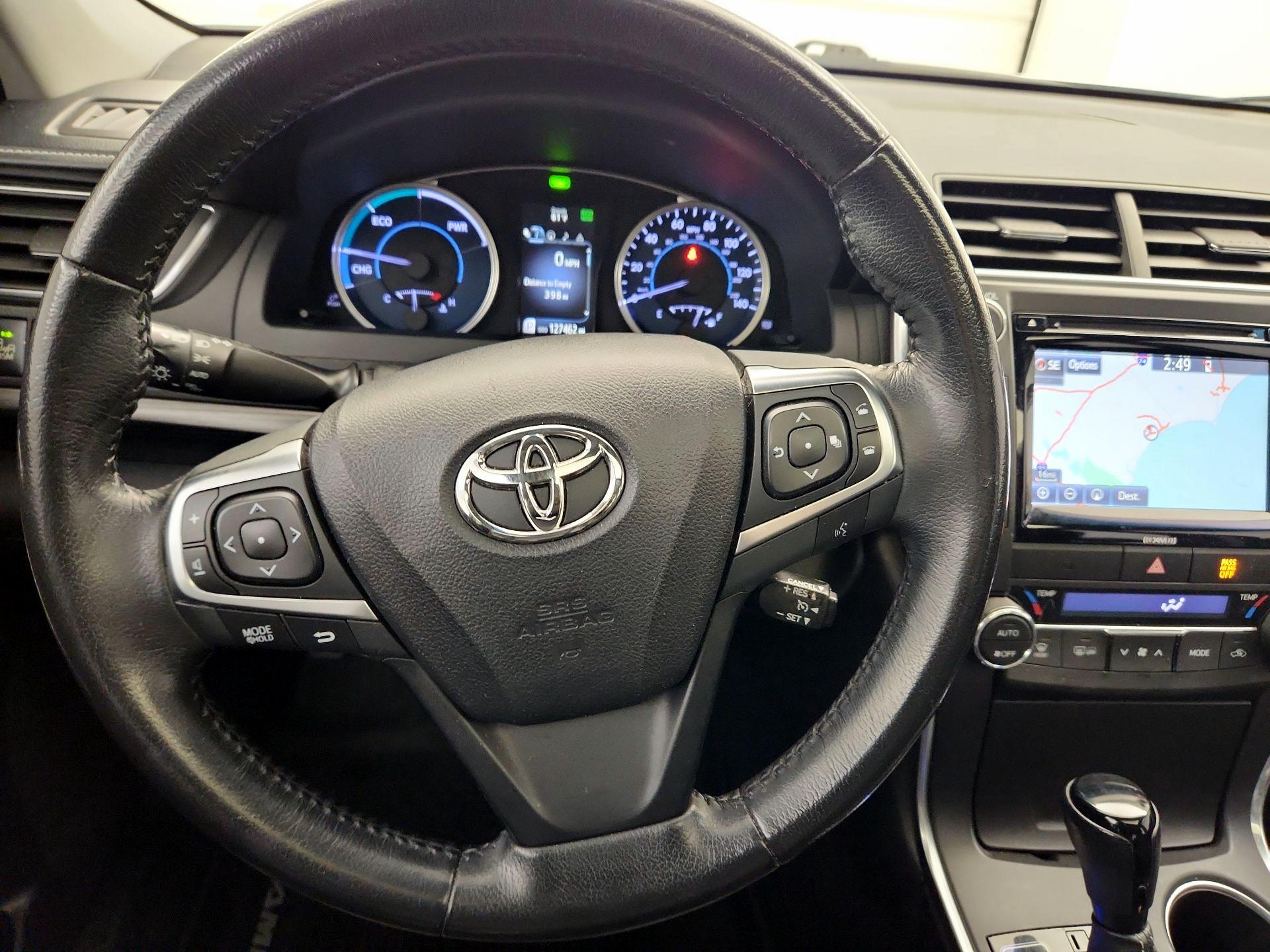 Thumbnail: 2016 Toyota Camry - 10