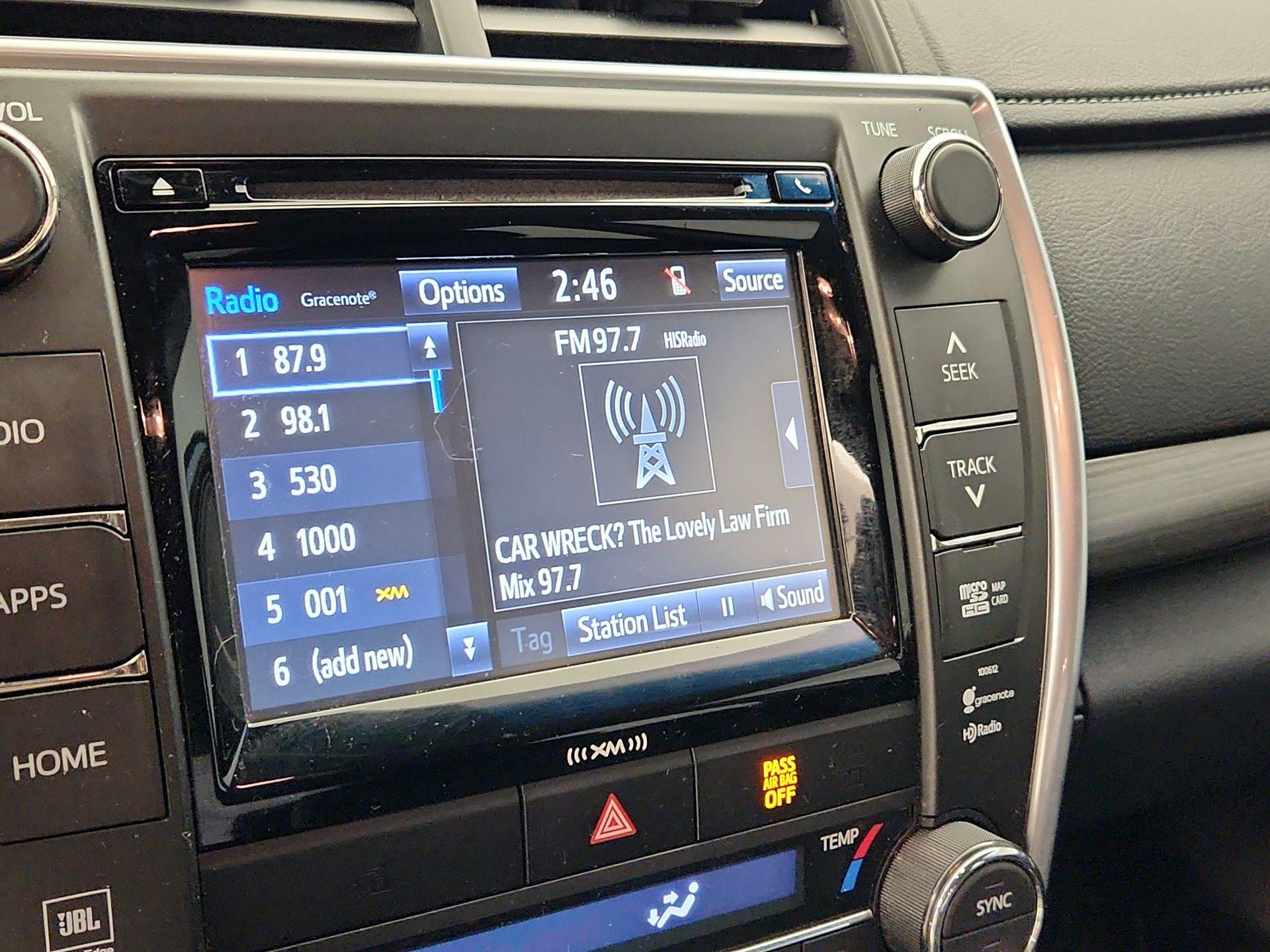 Thumbnail: 2016 Toyota Camry - 16