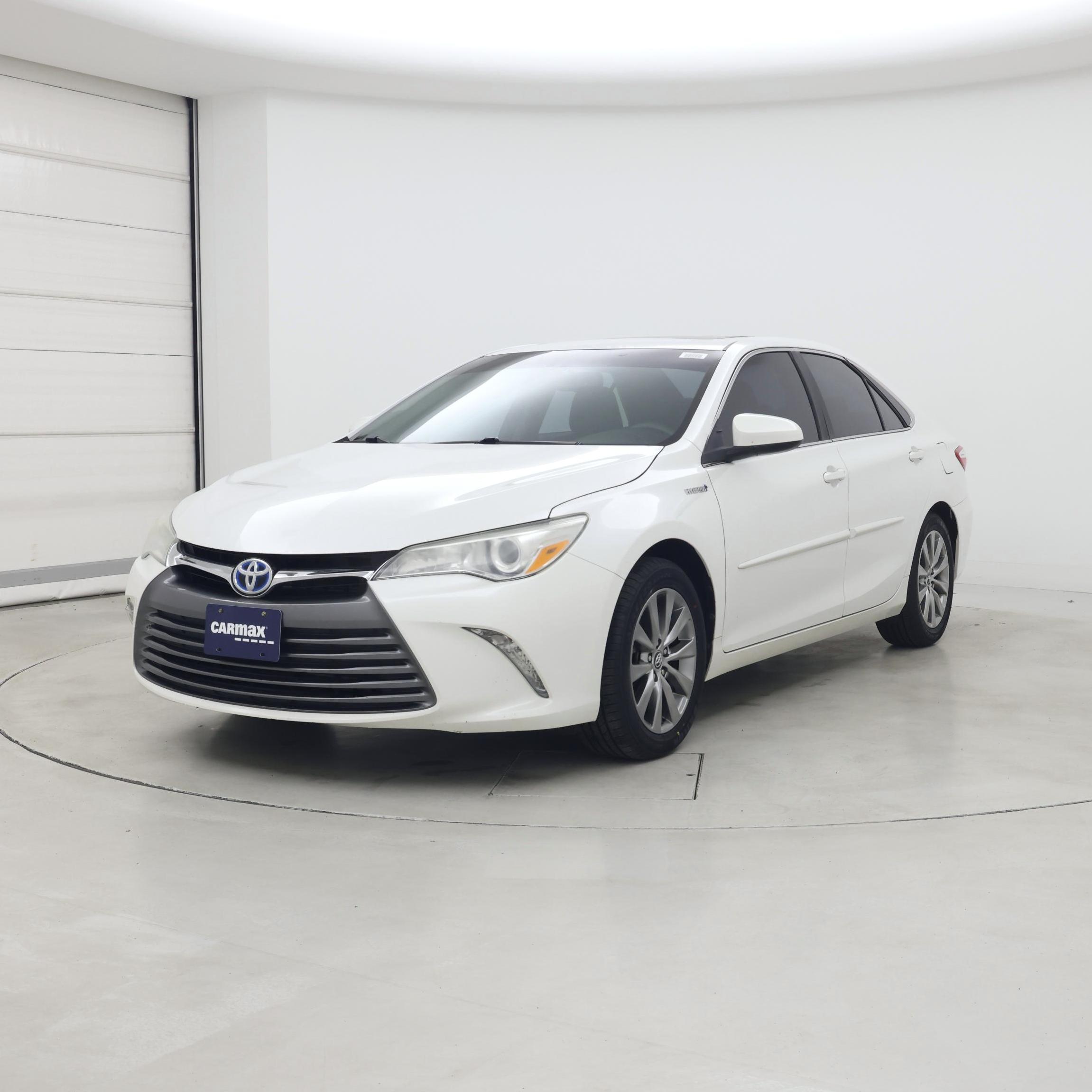 Thumbnail: 2016 Toyota Camry - 4