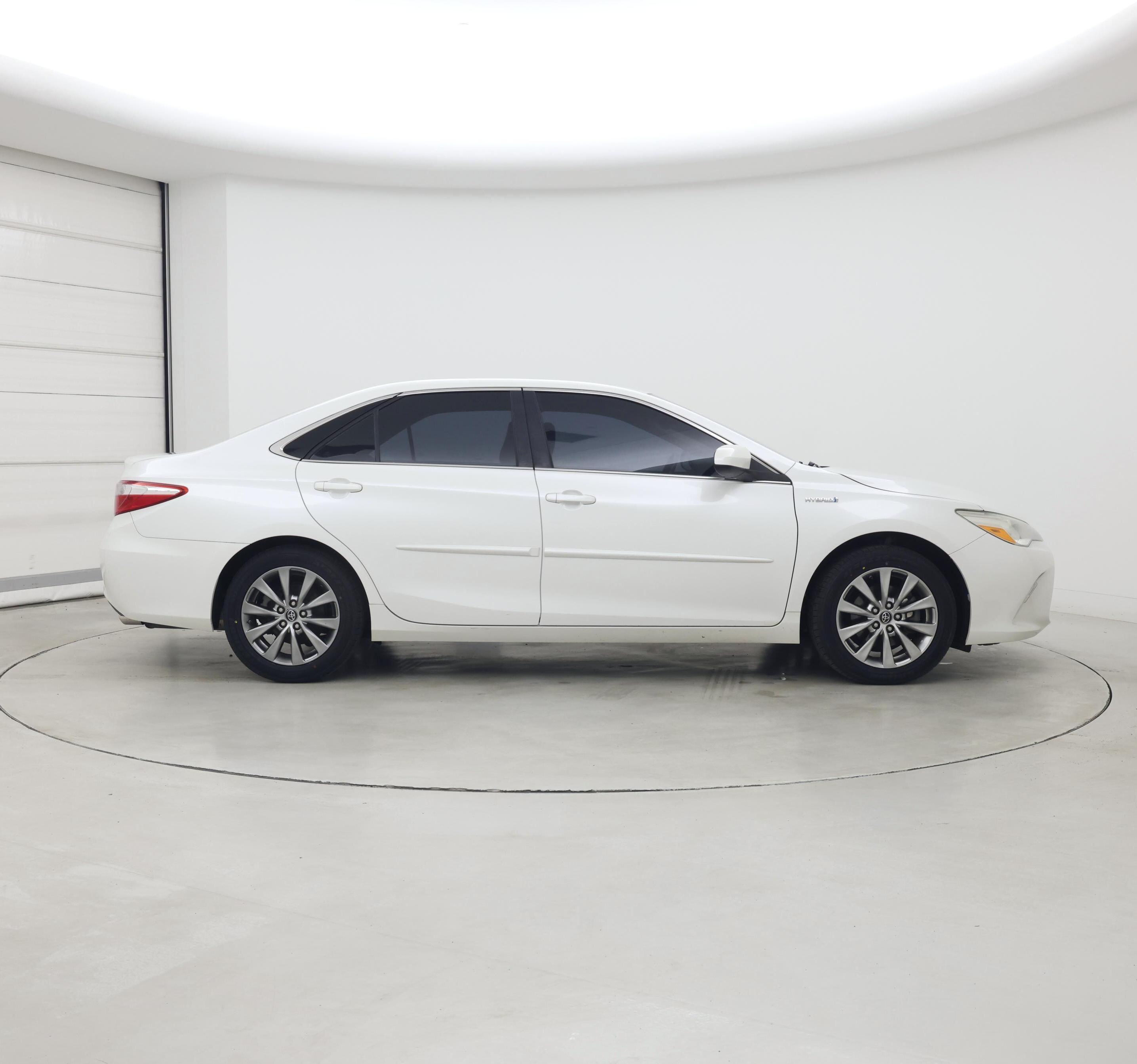 Thumbnail: 2016 Toyota Camry - 7