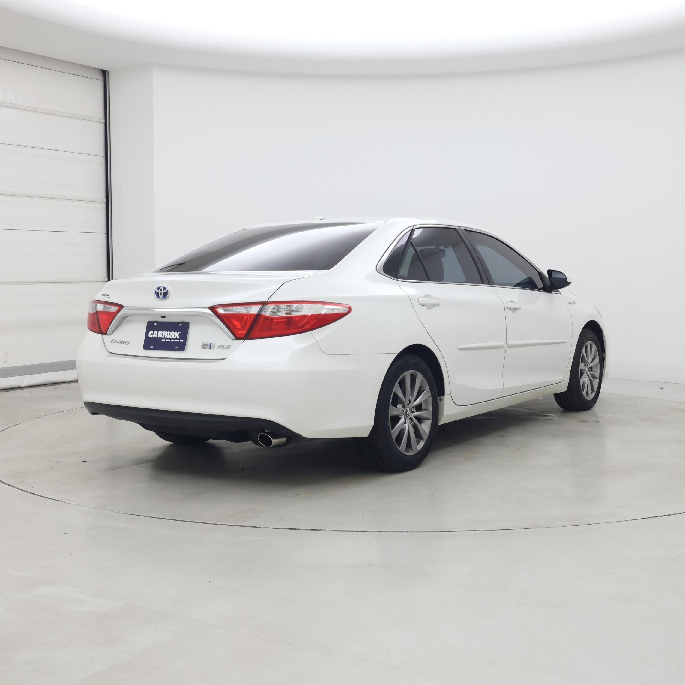 Thumbnail: 2016 Toyota Camry - 8
