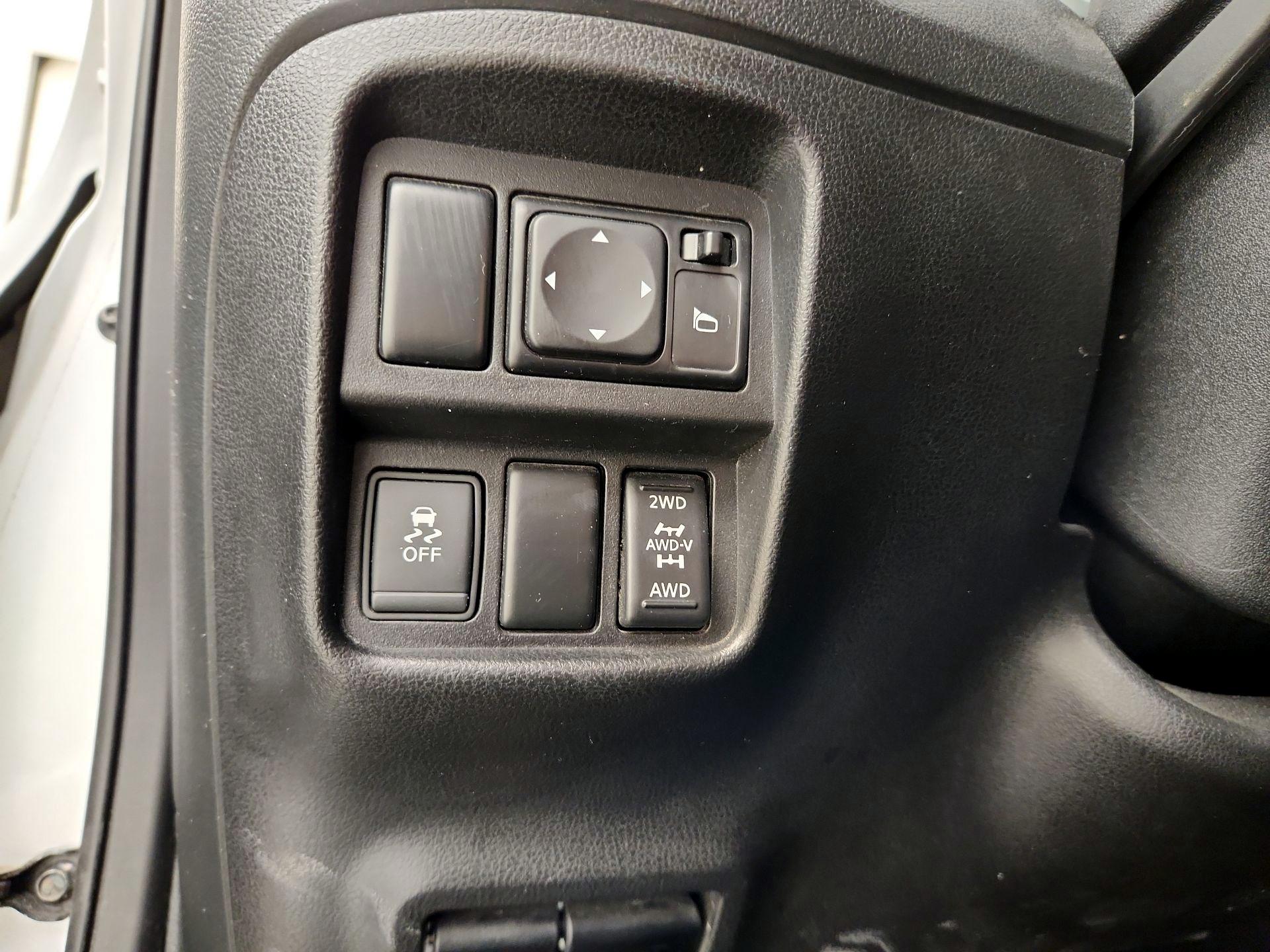 Thumbnail: 2014 Nissan Juke - 13