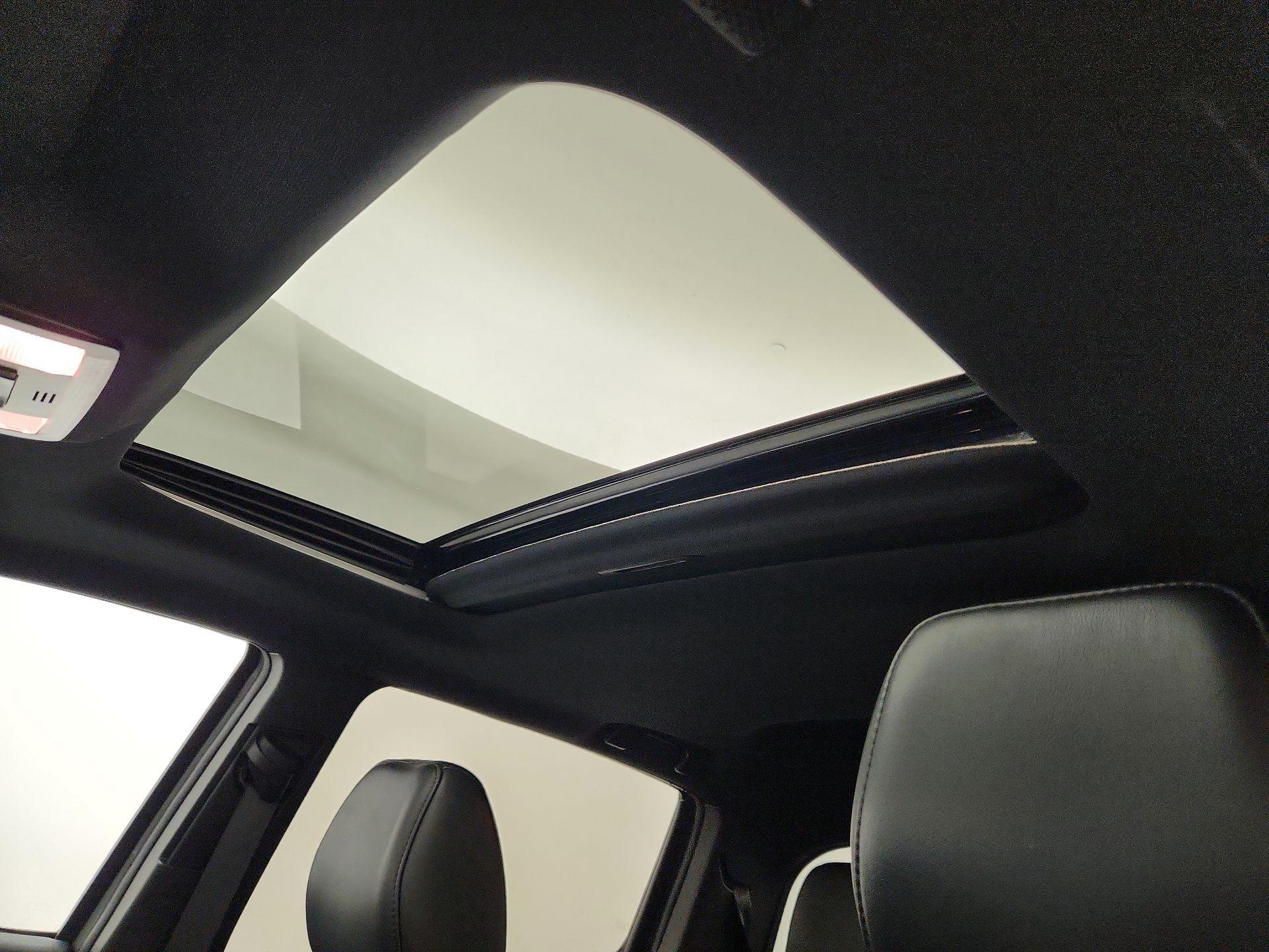 Thumbnail: 2023 Toyota Tacoma - 20