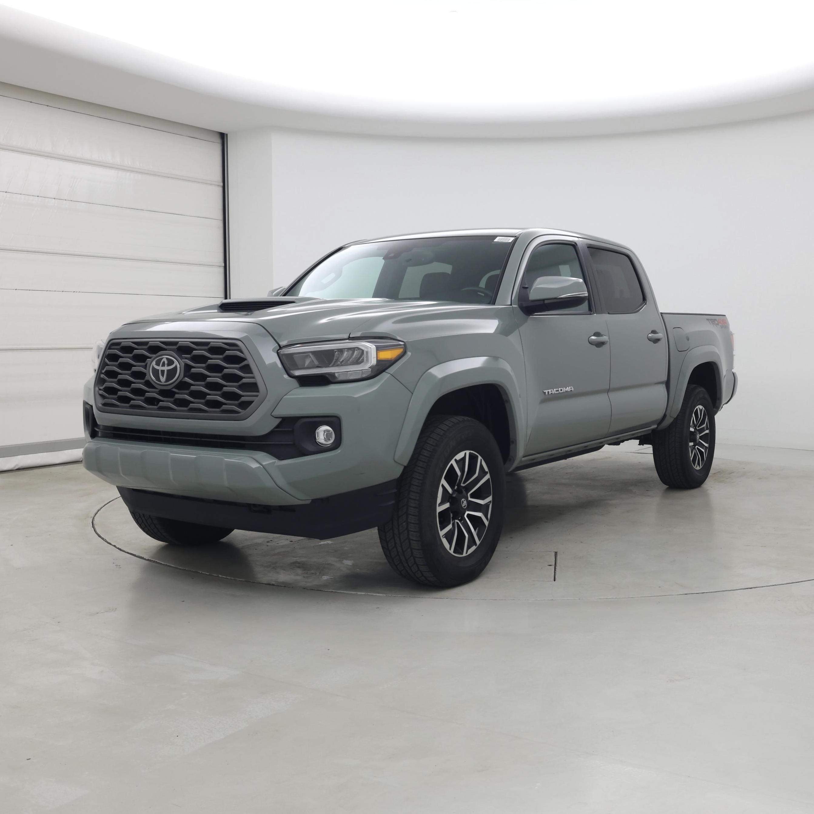 Thumbnail: 2023 Toyota Tacoma - 4