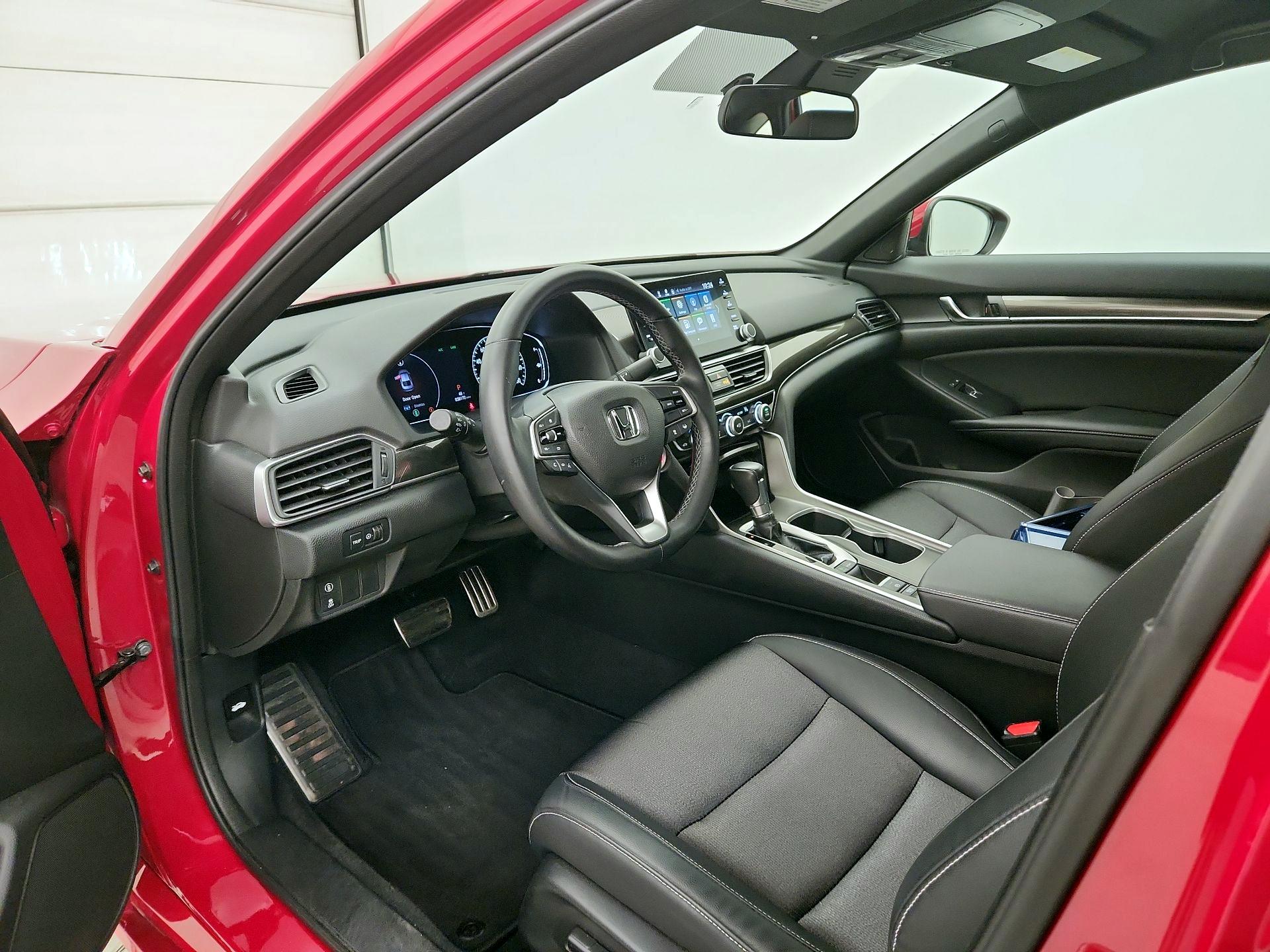 Thumbnail: 2018 Honda Accord - 11