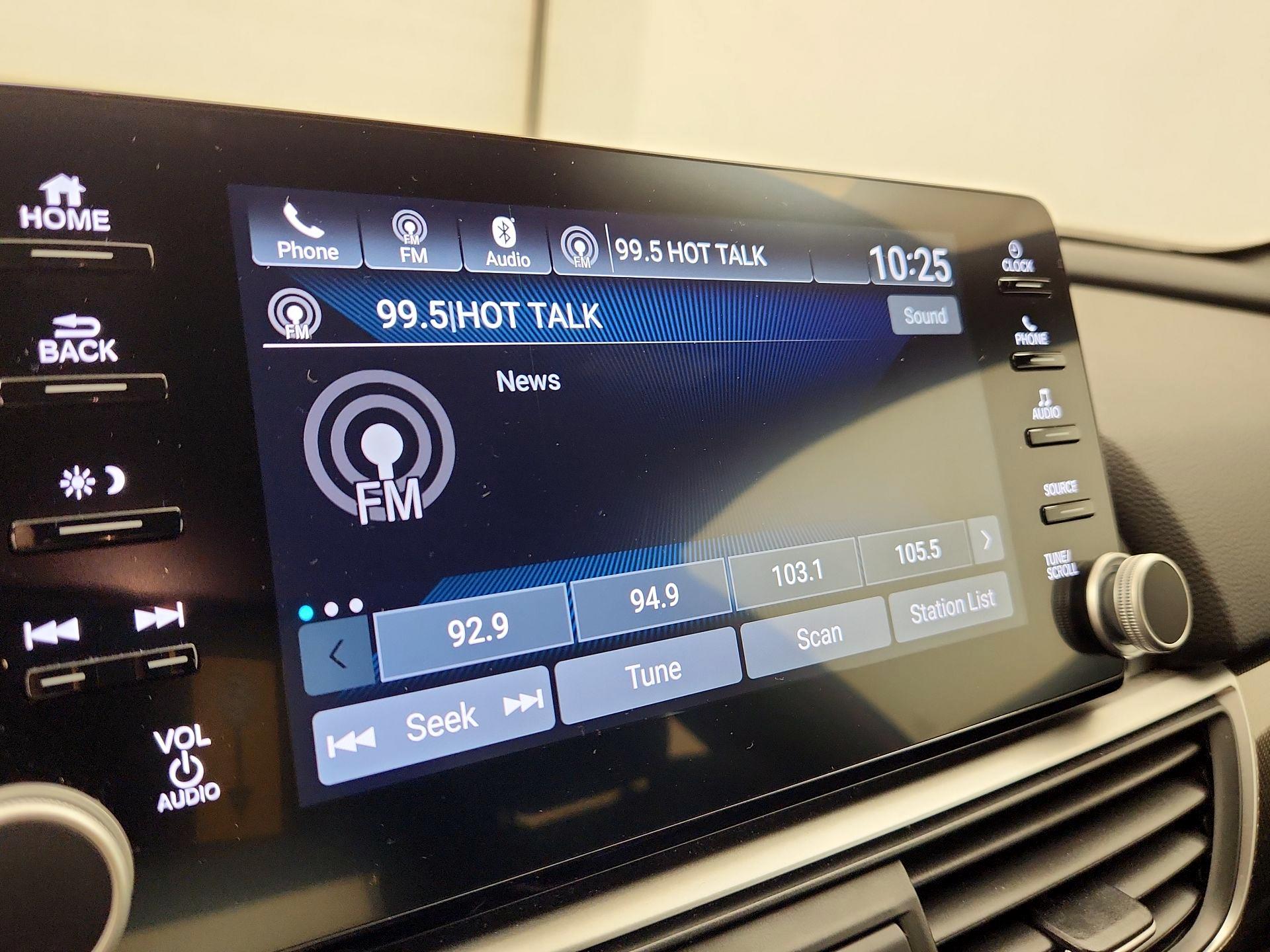 Thumbnail: 2018 Honda Accord - 15