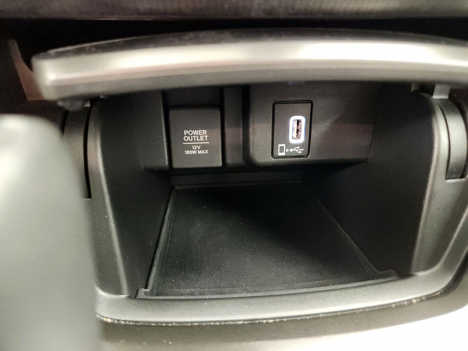 Thumbnail: 2018 Honda Accord - 18