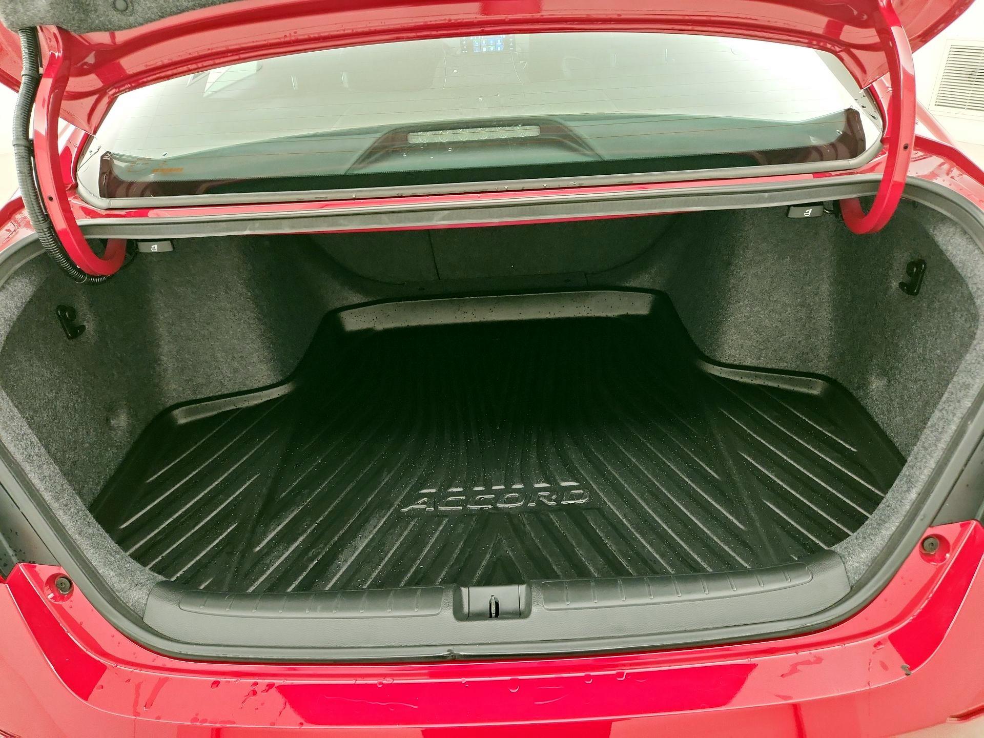 Thumbnail: 2018 Honda Accord - 20