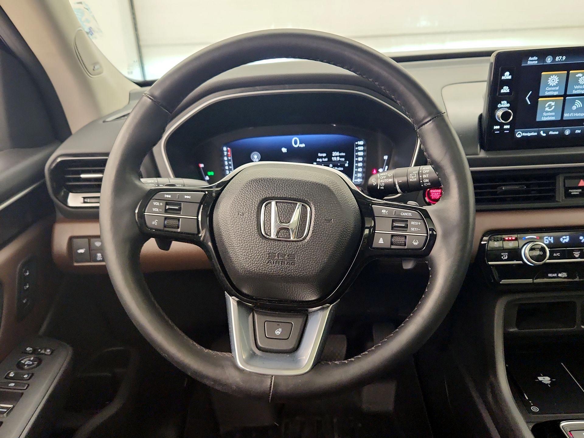 Thumbnail: 2023 Honda Pilot - 10